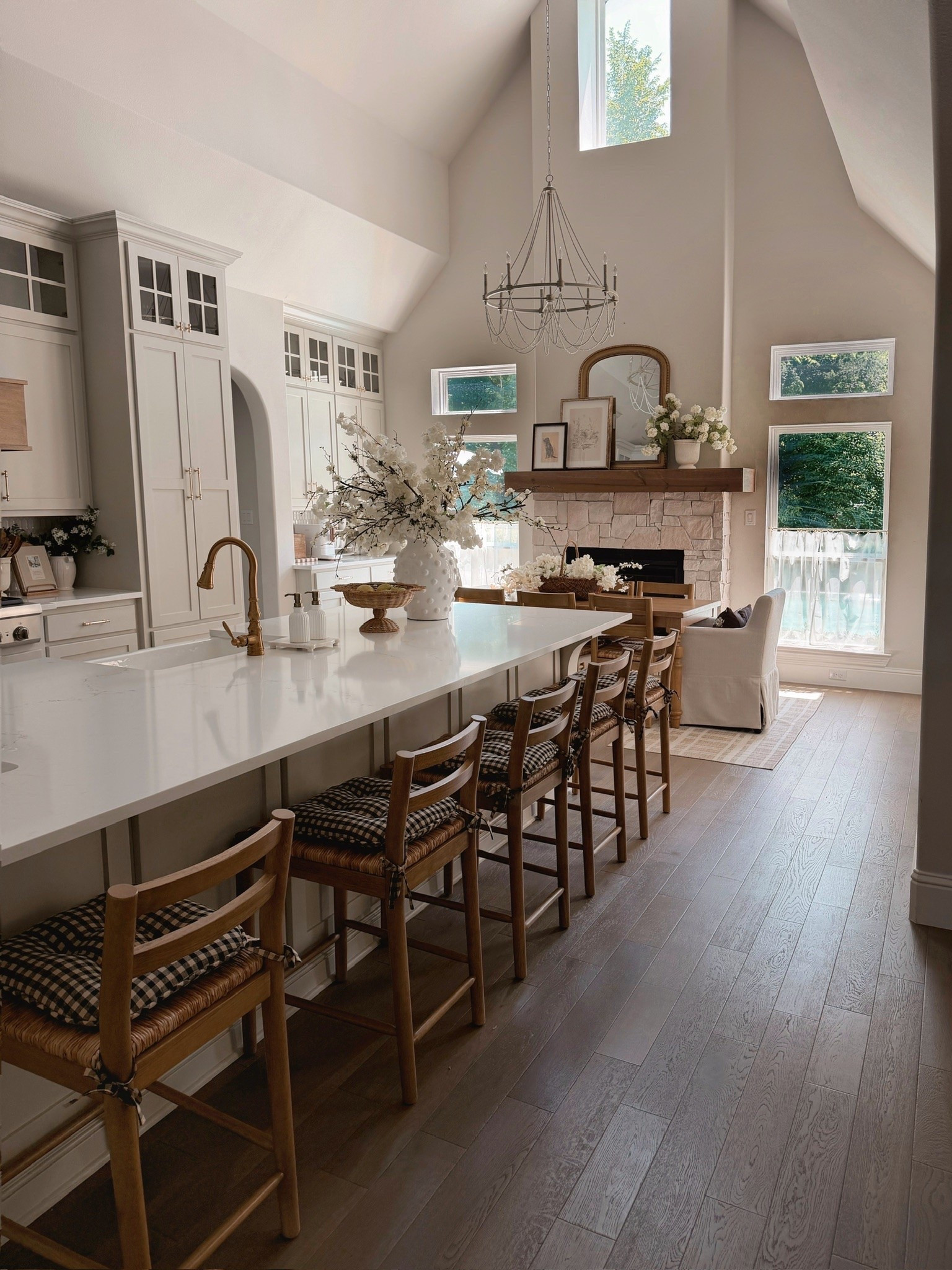 You know what they say… the kitchen is the heart of the home! So, we think it should look fab! 🤗

#LTKSeasonal #LTKHome
