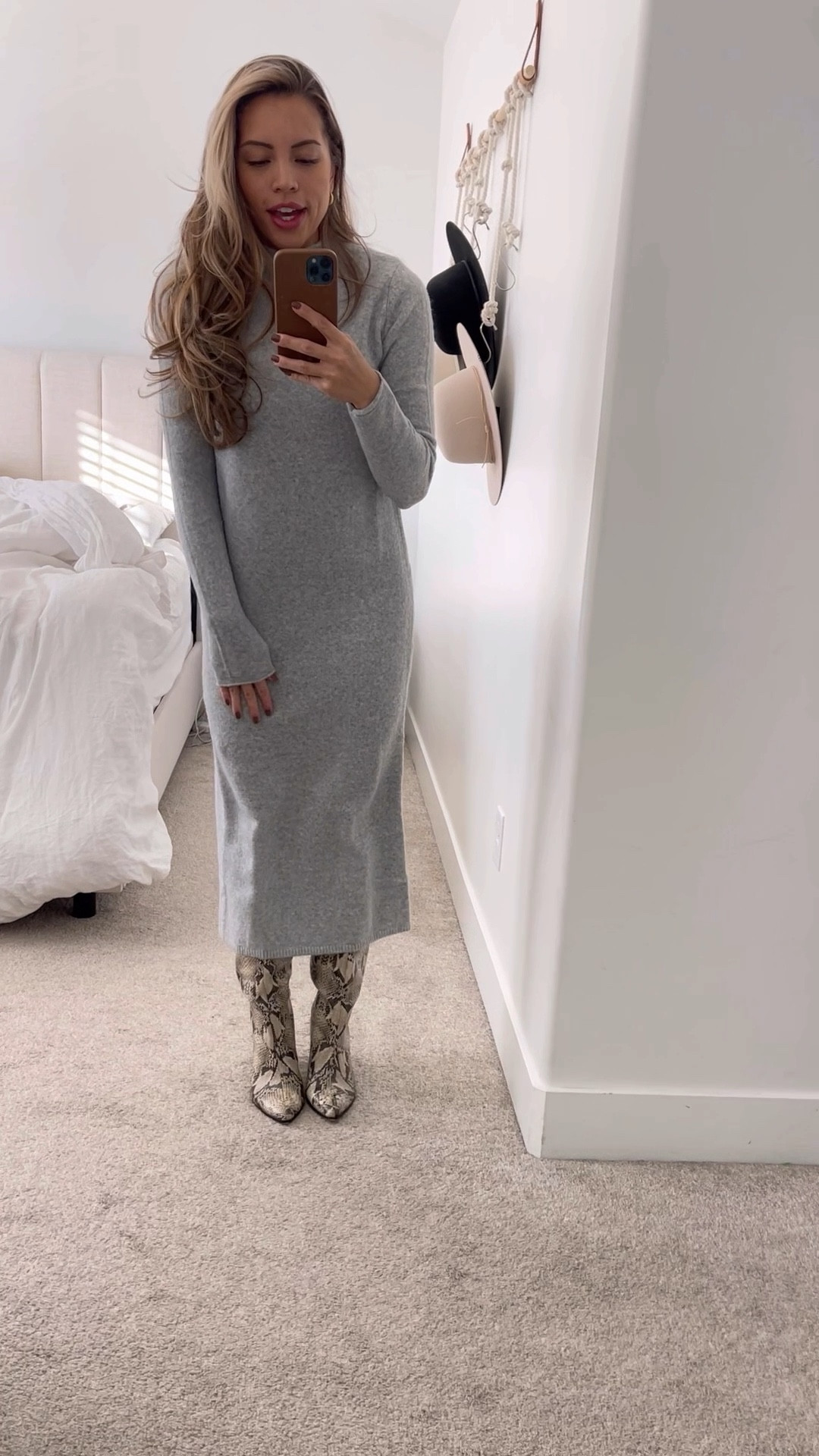 5/30 love the fit of this dress 🩶

#LTKSeasonal #LTKfindsunder100 #LTKstyletip