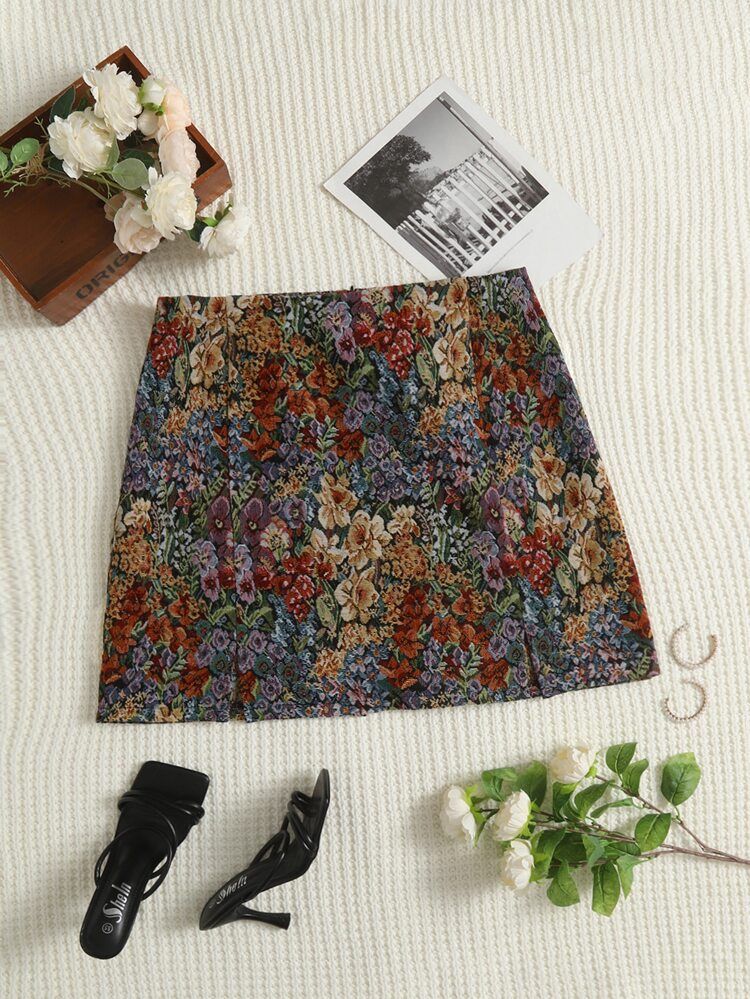 Plus Allover Floral Print Split Hem Skirt | SHEIN