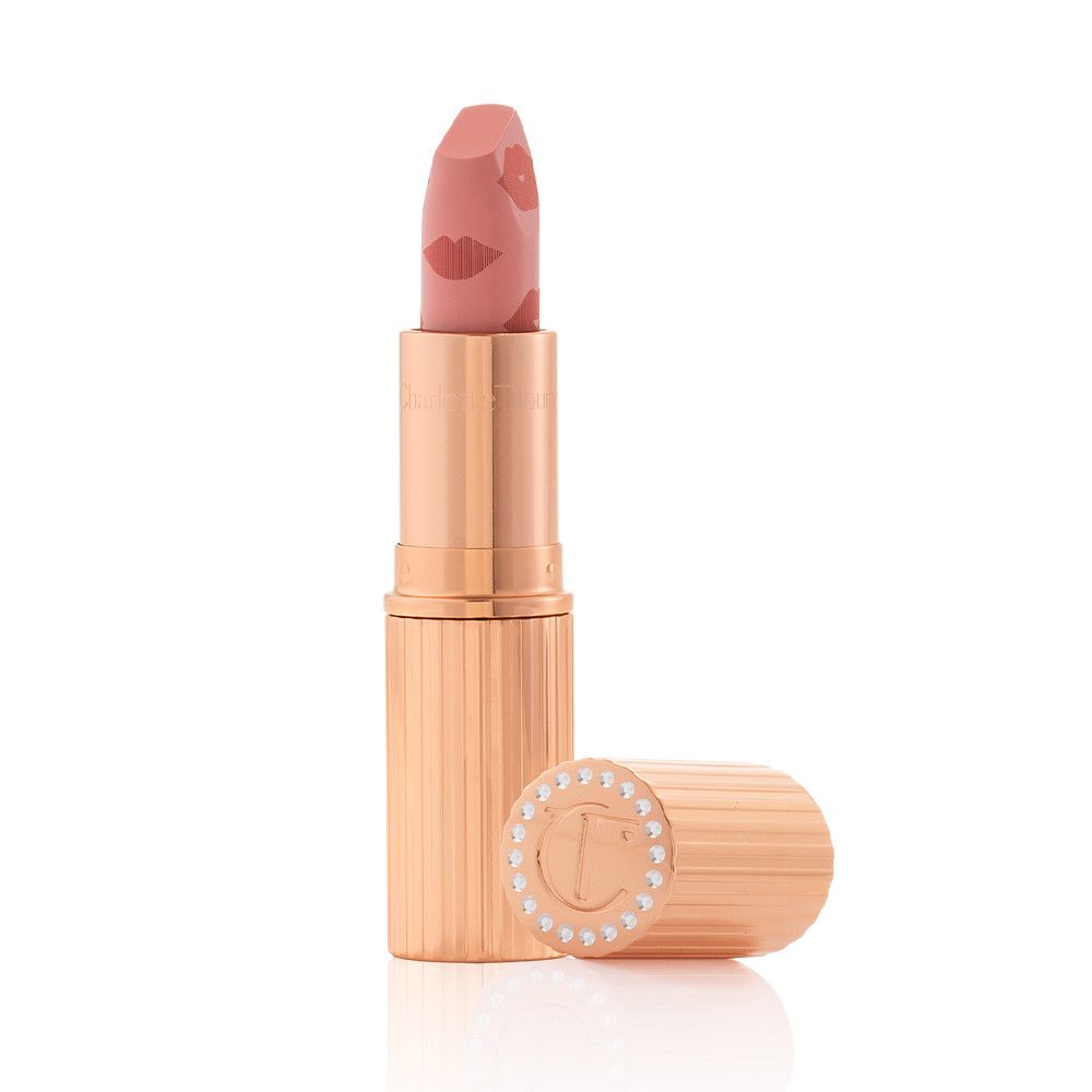 K.I.S.S.I.N.G | Charlotte Tilbury (UK) 