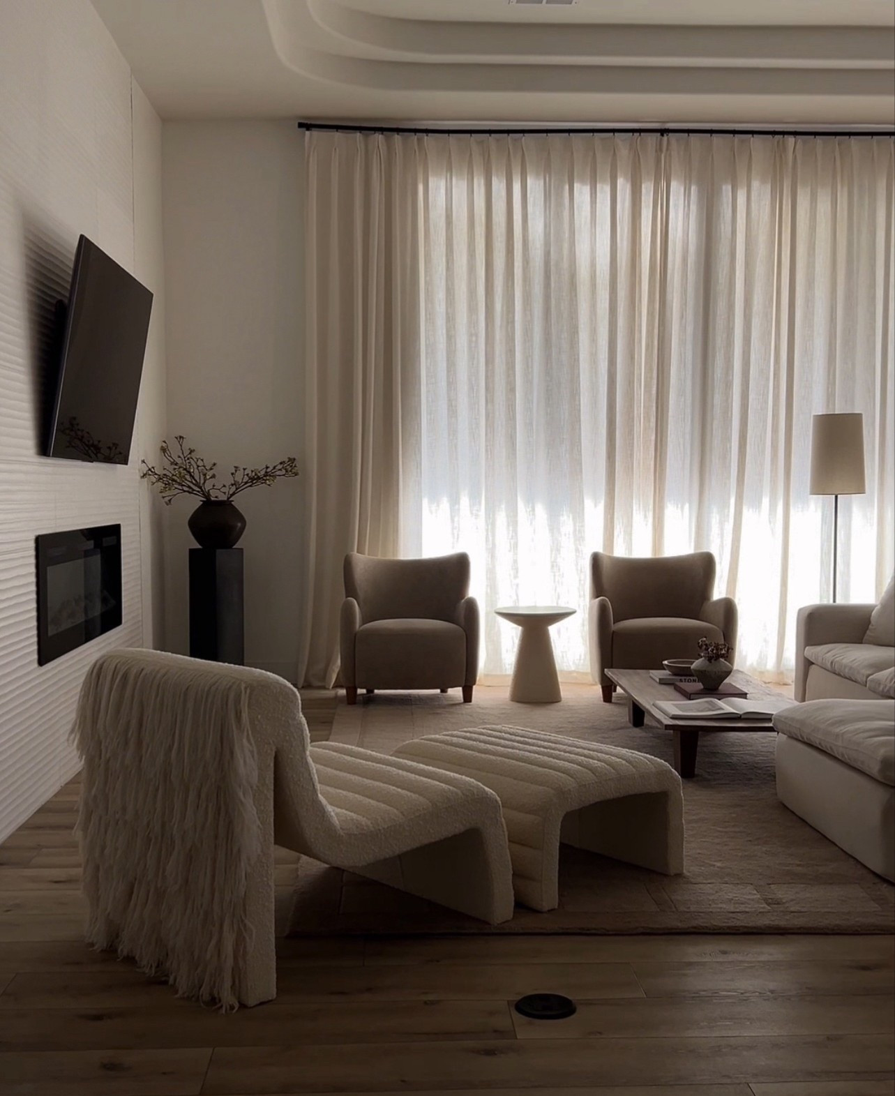 New STUNNING accent chair  from @luluandgeorgia! 😍

#LTKHome