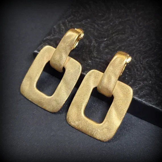 Vintage Gold Avant Garde Earrings Doorknocker Earrings Large | Etsy | Etsy (US)