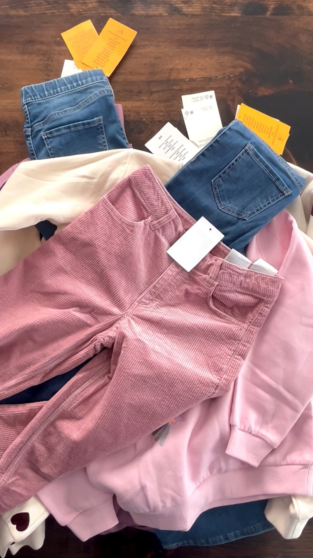 Kid’s clothing haul. I got such cute pieces from H&M for my girls and mostly everything is on sale! Hurry before they’re gone 🩷

#LTKKids #LTKFamily #LTKSeasonal