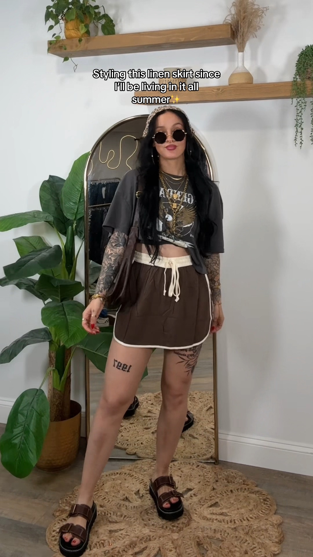 The 1st top I was wearing was from the 2 piece athletic set I linked. 
The 2nd top was out of stock in the cream color so I linked the white version as well as 2 other cream tops that I would pair with this skort. I’m 5’3 & 133 wearing a small in the skirt! 