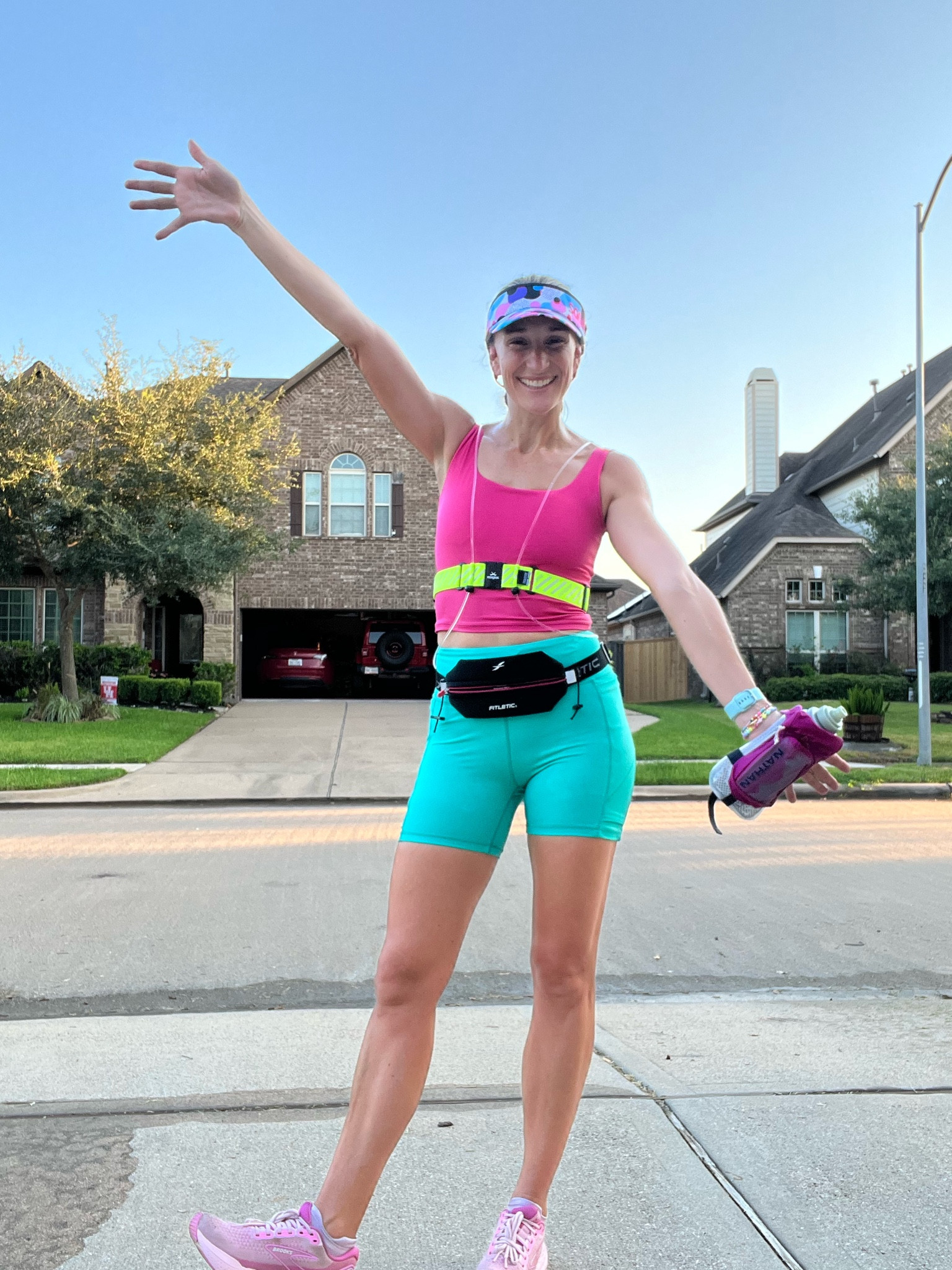 12 mile run fit!

Light up vest for dark morning hours, handheld water bottle, running belt to hold fuel and my phone!

#LTKFitness #LTKActive