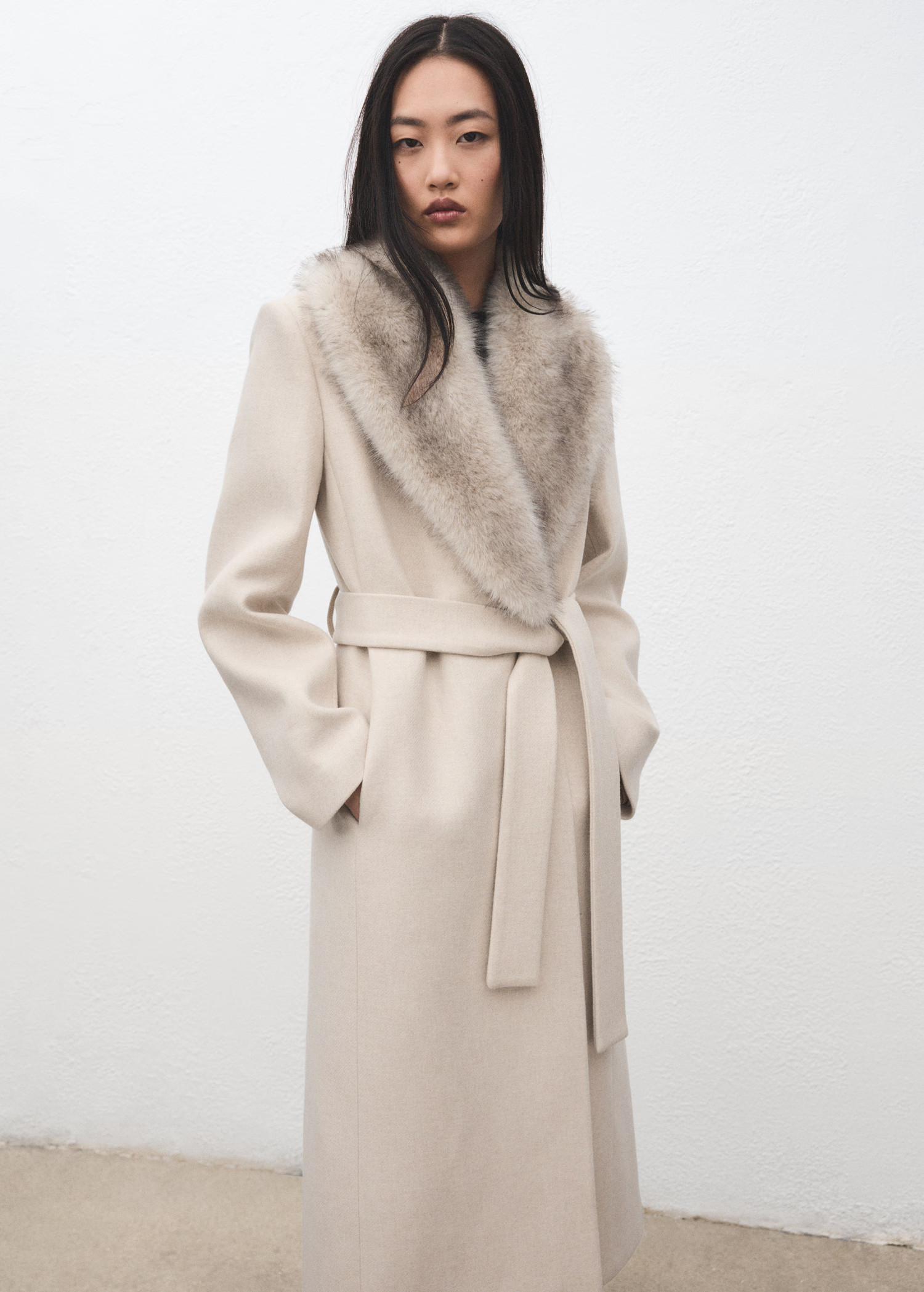 Manteco wool coat with fur collar | Mango (US/MX/AU)