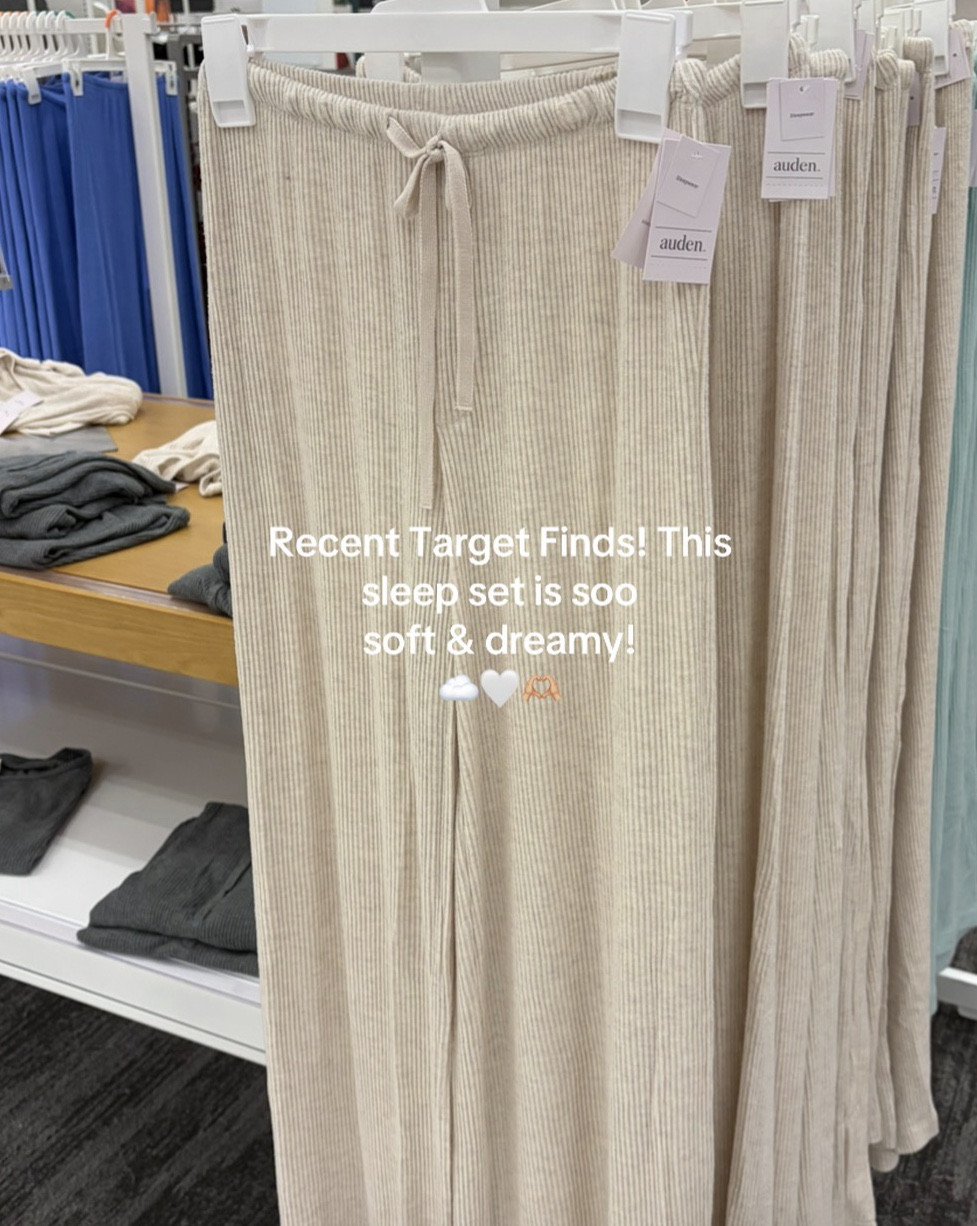 Target 🏃🏻‍♀️ 

#LTKootd #LTKFindsUnder100 #LTKActive