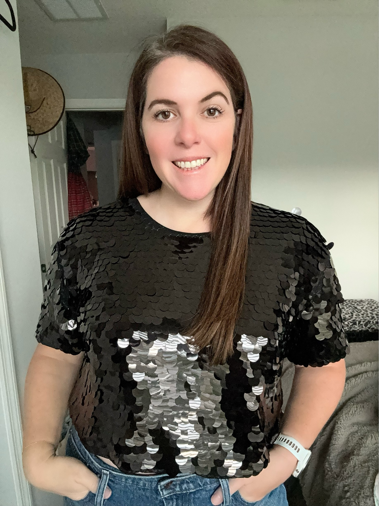 You can’t have too many sparkly tops…an I right?! This first sparkly top is from Target! It’s currently on sale for $23.90, it runs TTS and it comes in one other color option! This top would be super cute with trousers or a skirt for NYE! 

#LTKmidsize #LTKstyletip #LTKsalealert