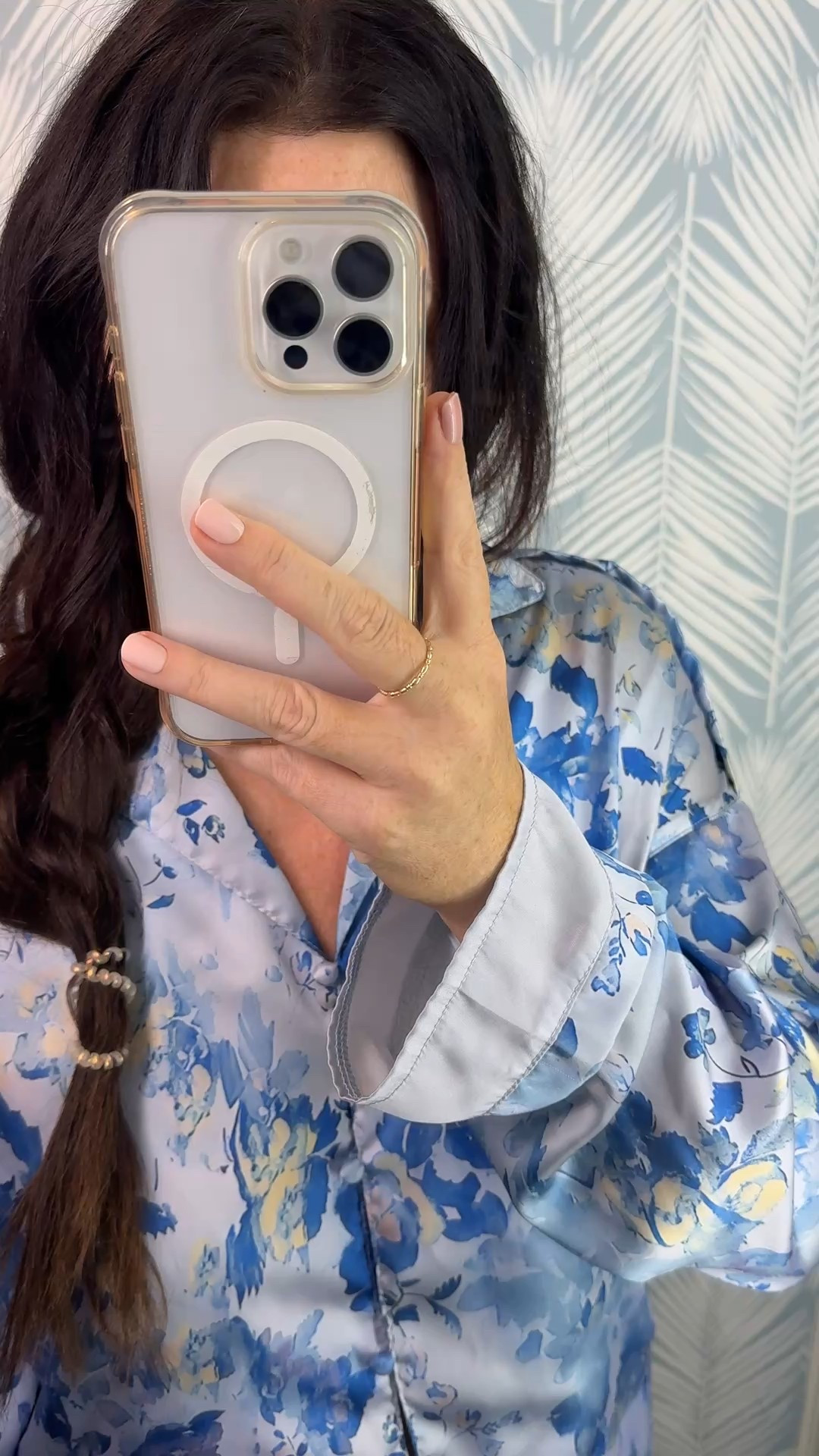 Another look at these silky pajamas everyone is obsessing over 😍😍 

#LTKFindsUnder50 #LTKHome #LTKOver40