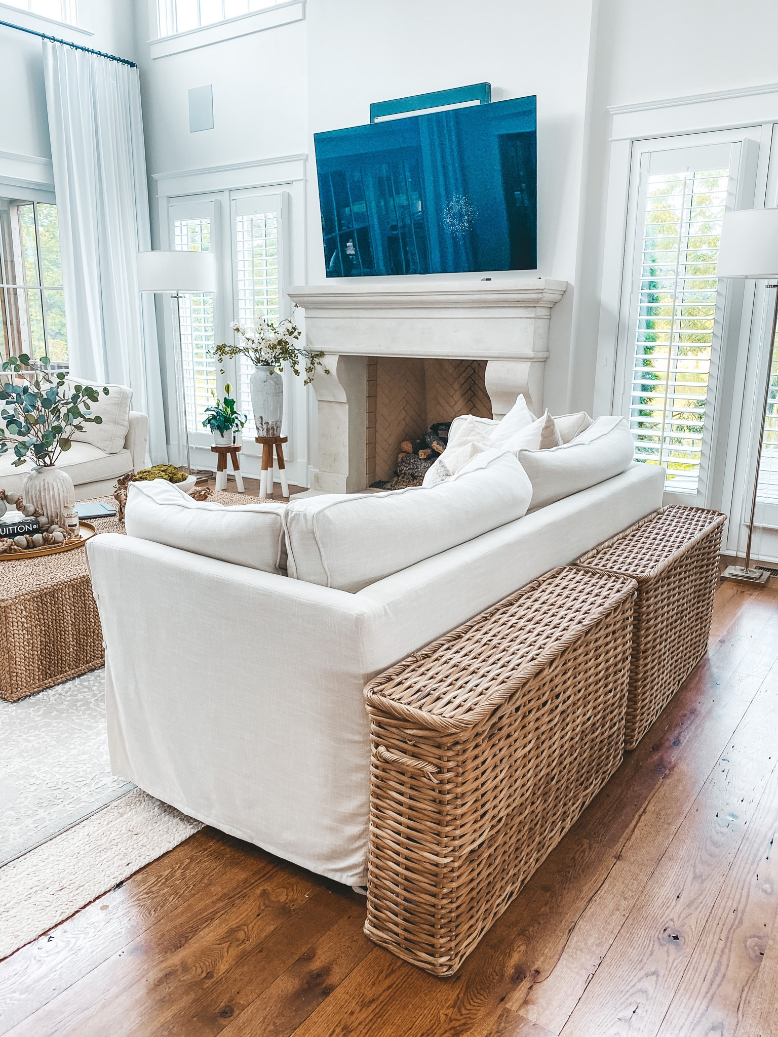 Trying to hide a mess? These lidded baskets are fabulous for hidden toy storage. They’re oversized and great for storing anything.

#potterybarn #toystorage #angelalanter

#LTKstyletip #LTKhome #LTKSeasonal