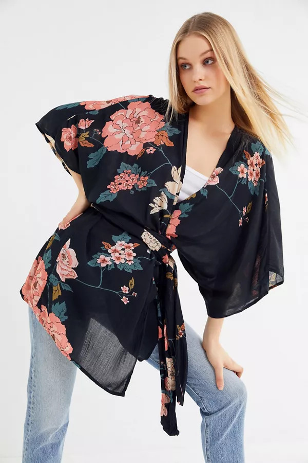 Billabong Moon Dream Floral Wrap | Urban Outfitters (US and RoW)