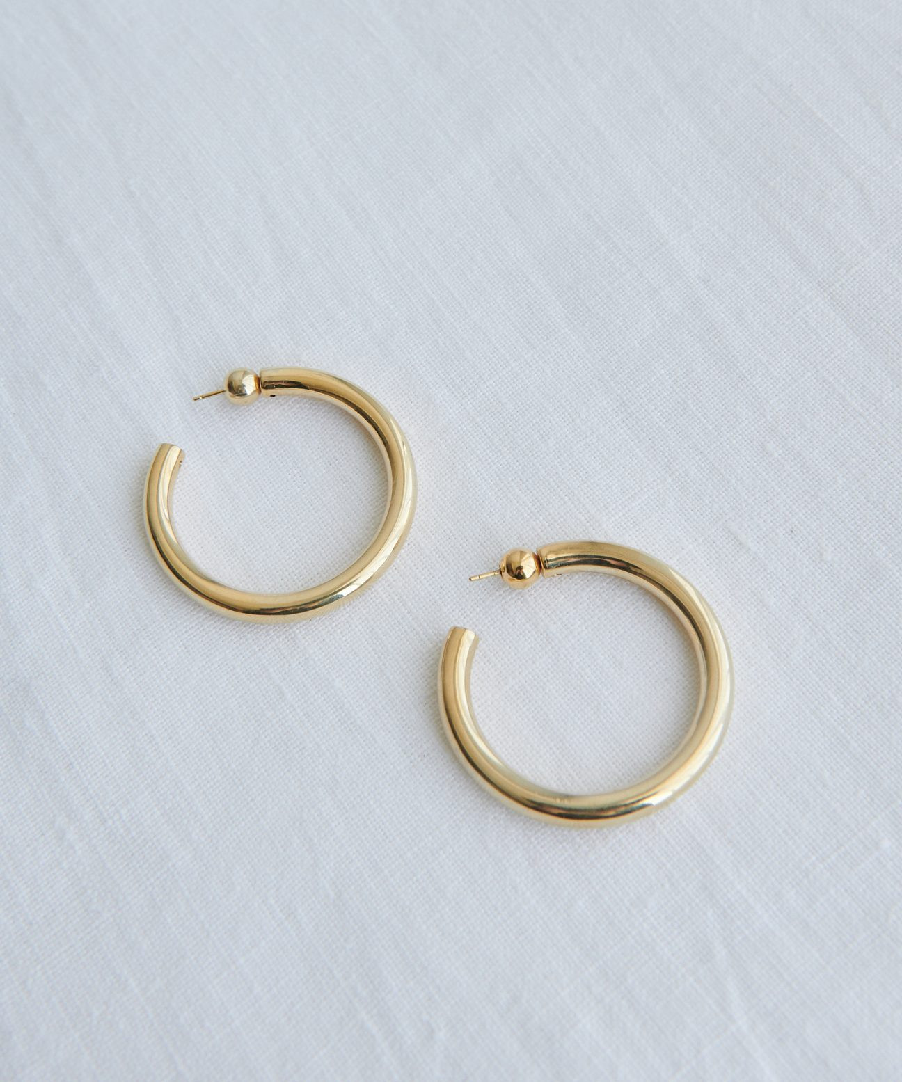 Medium Everyday Hoops - Yellow Gold | Jenni Kayne | Jenni Kayne