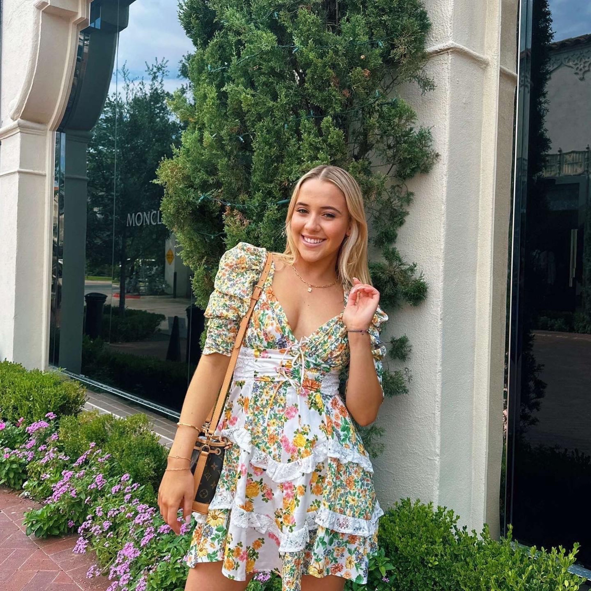 Here’s a perfect brunch dress from revolve! Absolutely love this dress.


#LTKGiftGuide #LTKSeasonal