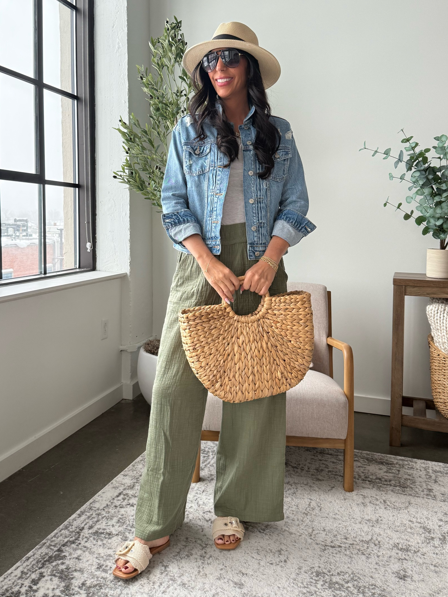 Double discount at Aerie 
Linen pants- small tall 
Simple tank- small 
Denim jacket - small 
Code: AerieLTK20

#LTKSeasonal #LTKSaleAlert #LTKU

#LTKU #LTKSaleAlert #LTKSeasonal