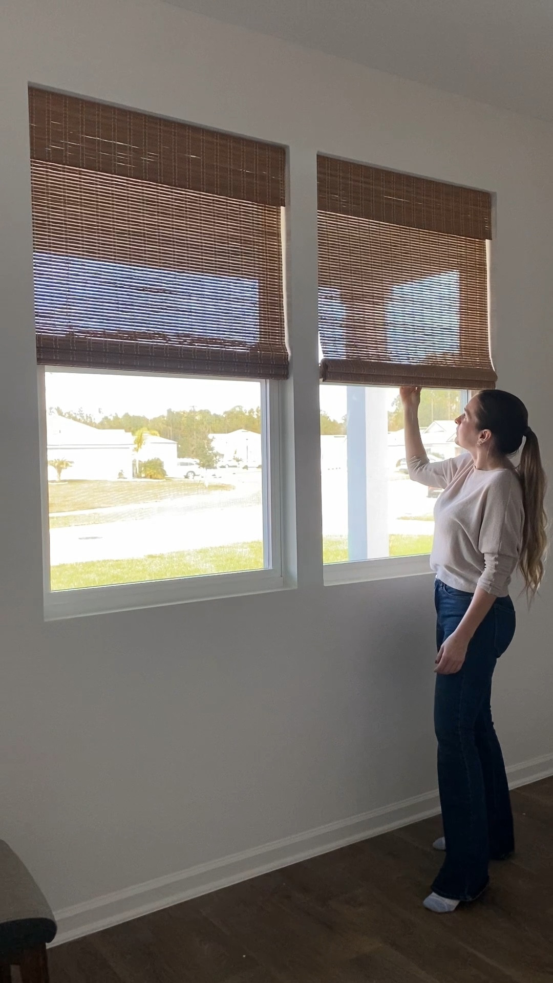 I replaced the old blinds in my dining room with bamboo shades and I’m so happy with how they turned out. Super easy to install just tighten the tension bracket and you’re done. No tools needed 🙂 

Color: light filtered brown 
Mounting style: no drill-inside
