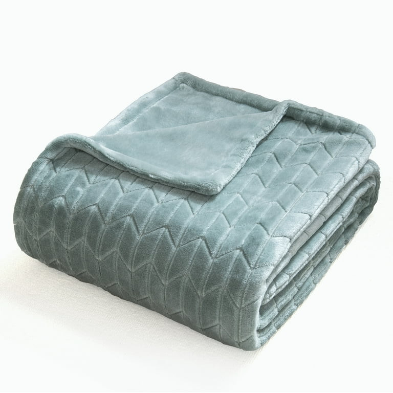 Better Homes & Gardens Polyester Velvet Plush Throw, Green River, 50" x 72", Suitable for Adult -... | Walmart (US)