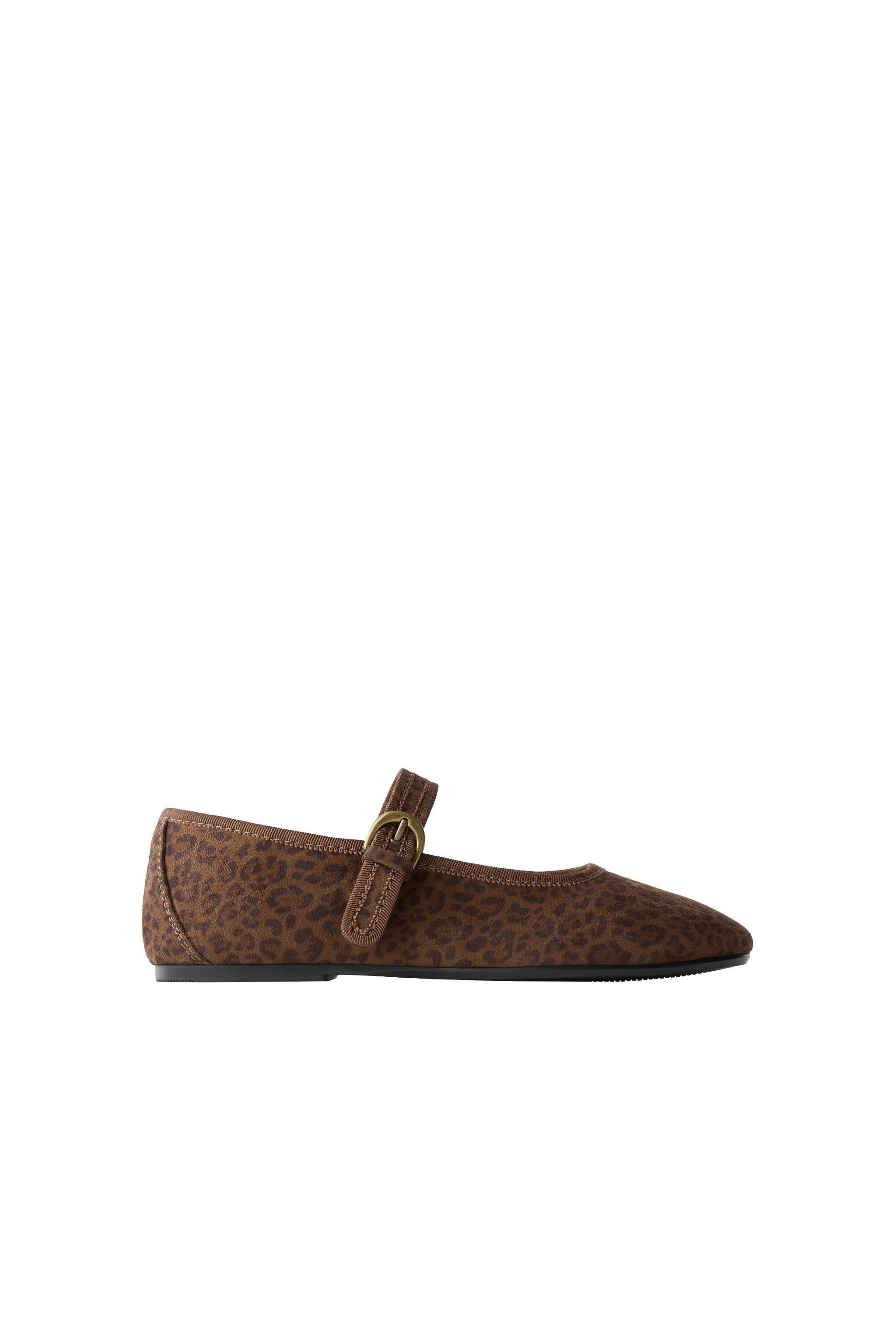 ANIMAL PRINT BALLET FLATS | Zara US