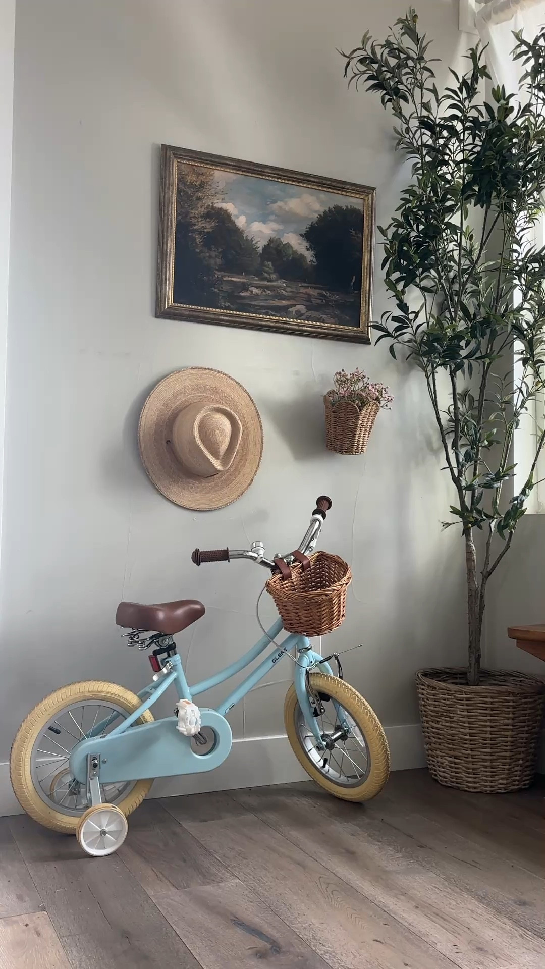 Working on our breakfast nook

#LTKdayinmylife #LTKmorningroutine #LTKmomlife