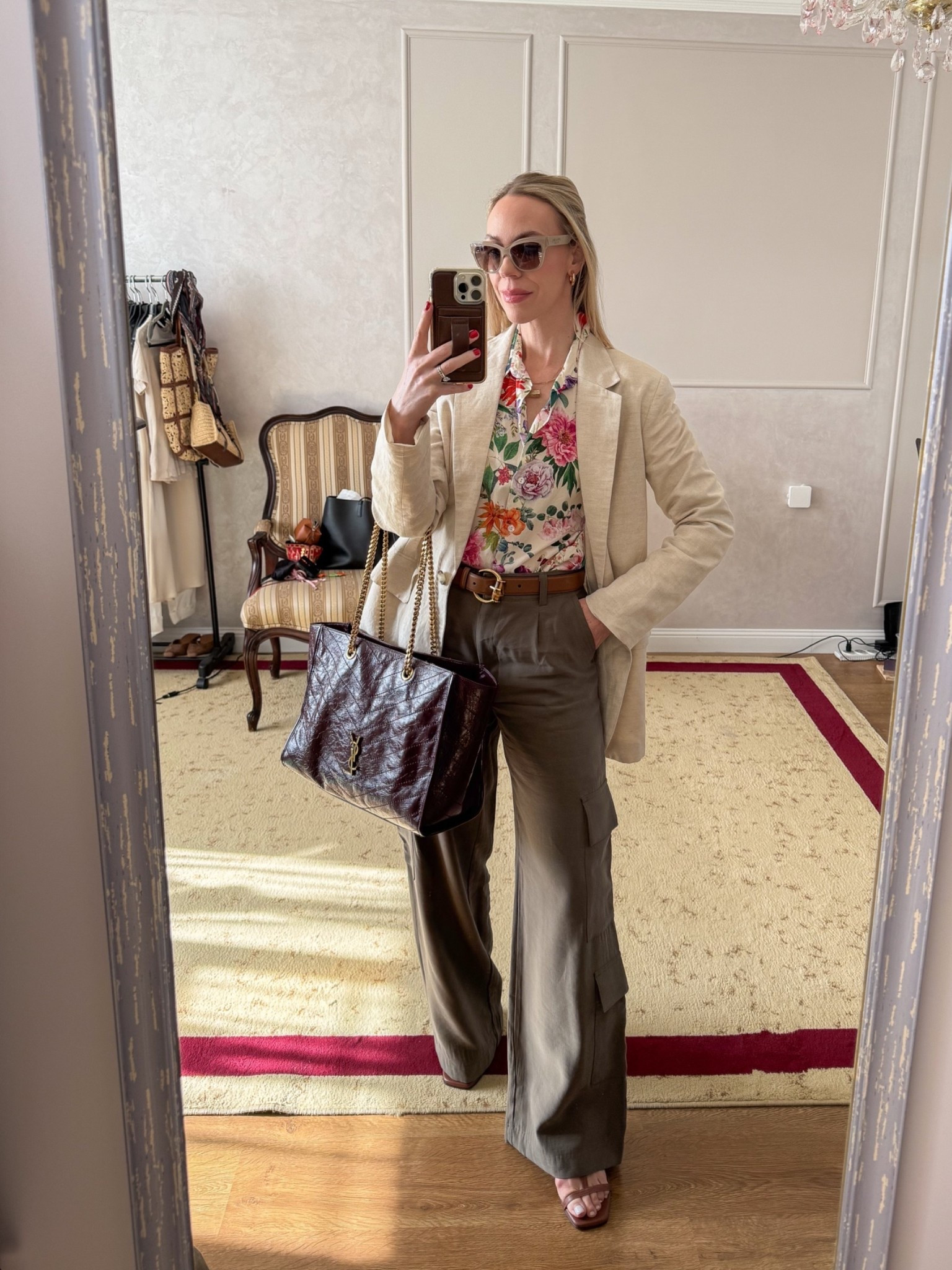 Work look of the day 💐 

Summer workwear, business casual workwear, linen blazer, floral print shirt

#LTKWorkwear #LTKootd #LTKdayinmylife