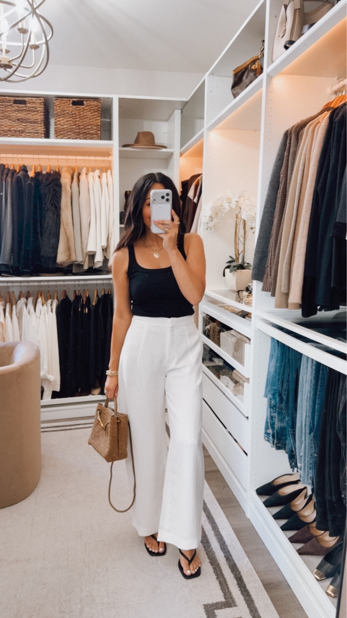 They just dropped my favorite pants in a bunch of colors! 🙌🏽 and if you’re an @Aritzia insider they’re 20% off (today 6/14 last day of sale!) 
If you want them to sit high size down, if you want them to sit low, grab your true size (I sized down to a 2 to have them on my waist)￼

#LTKootd #LTKMidsize #LTKOver40