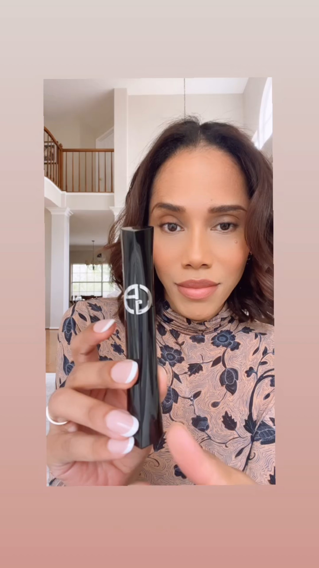 Trying the new Vertigo Lift Mascara from @armanibeauty 
Clump-free , Extreme Length , 70% Longer Lashes ❤️ #armanimakeup #giftedbyarmani #armanibeauty #lashes #mascara #pestañaslargas #longerlashes #armani