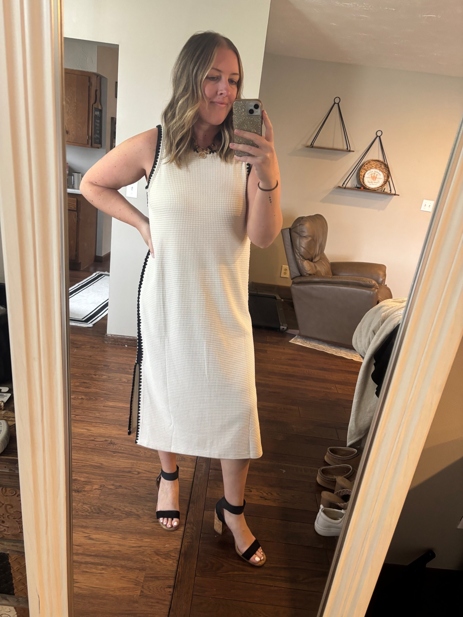 Neutral, but make it powerful

#LTKootd #LTKdayinmylife #LTKMidsize