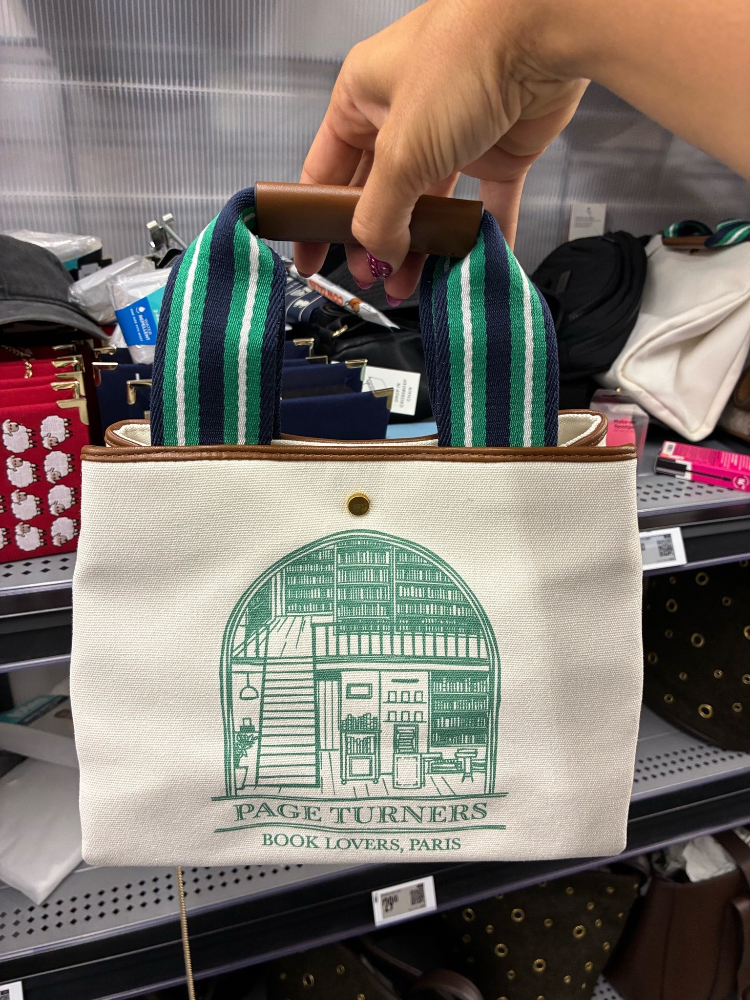 How cute is this bag?! Ok Walmart!