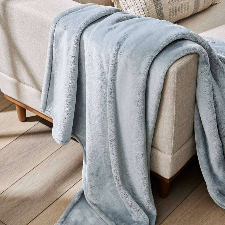 Better Homes & Gardens Solid Velvet Plush Soft Fleece Throw Blanket, Oversized, Soft Silver | Walmart (US)