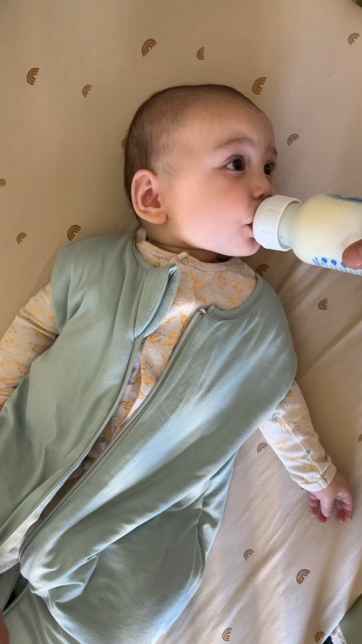 Baby sleep hacks that helped my baby sleep through the night 

Baby Sleep sacks, baby registry must haves, white noise machine, blackout shades, maternity 

#LTKkids #LTKVideo #LTKbaby