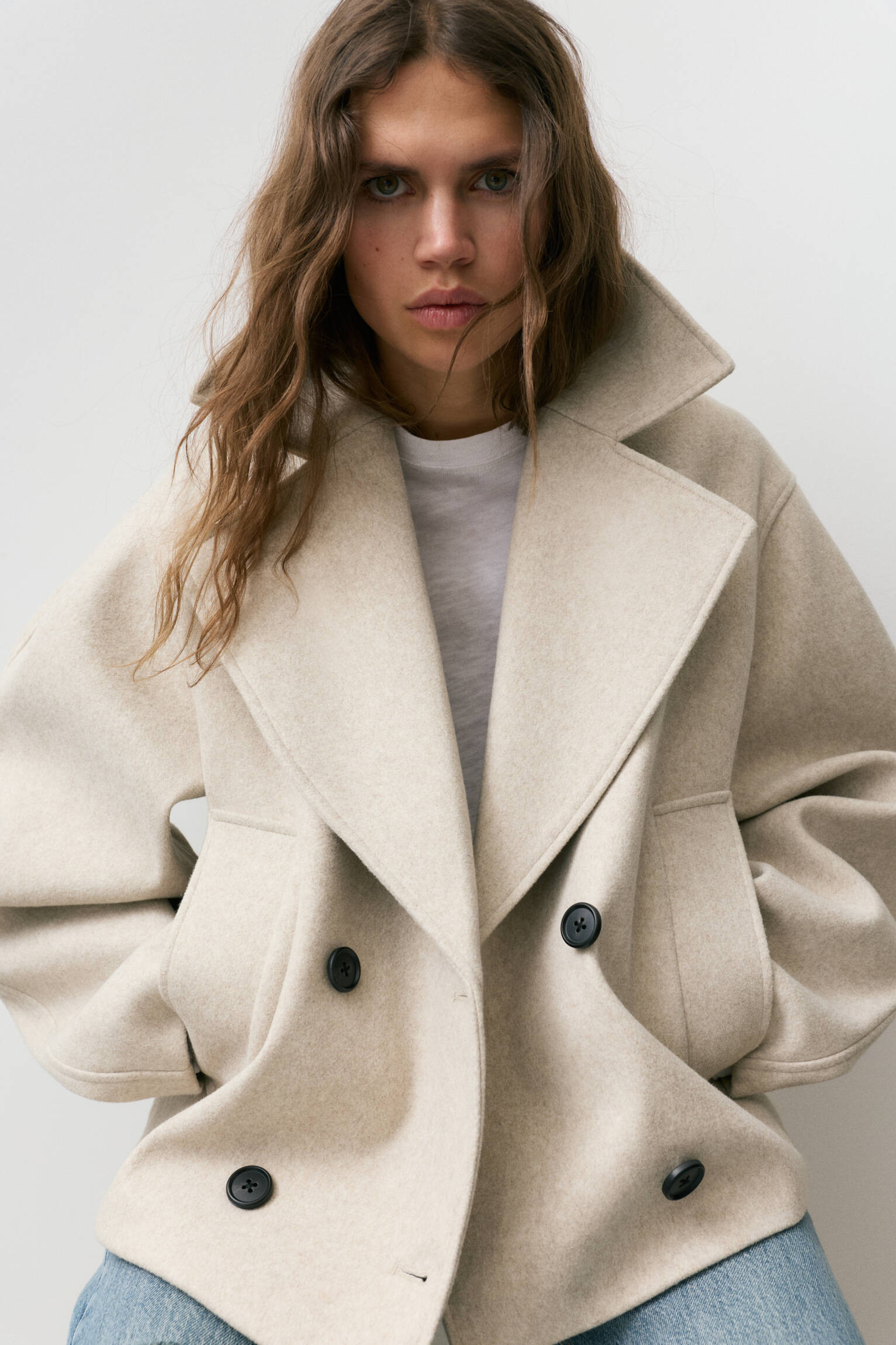 Kurzmantel aus weichem Tuch - PULL&BEAR | PULL and BEAR DE