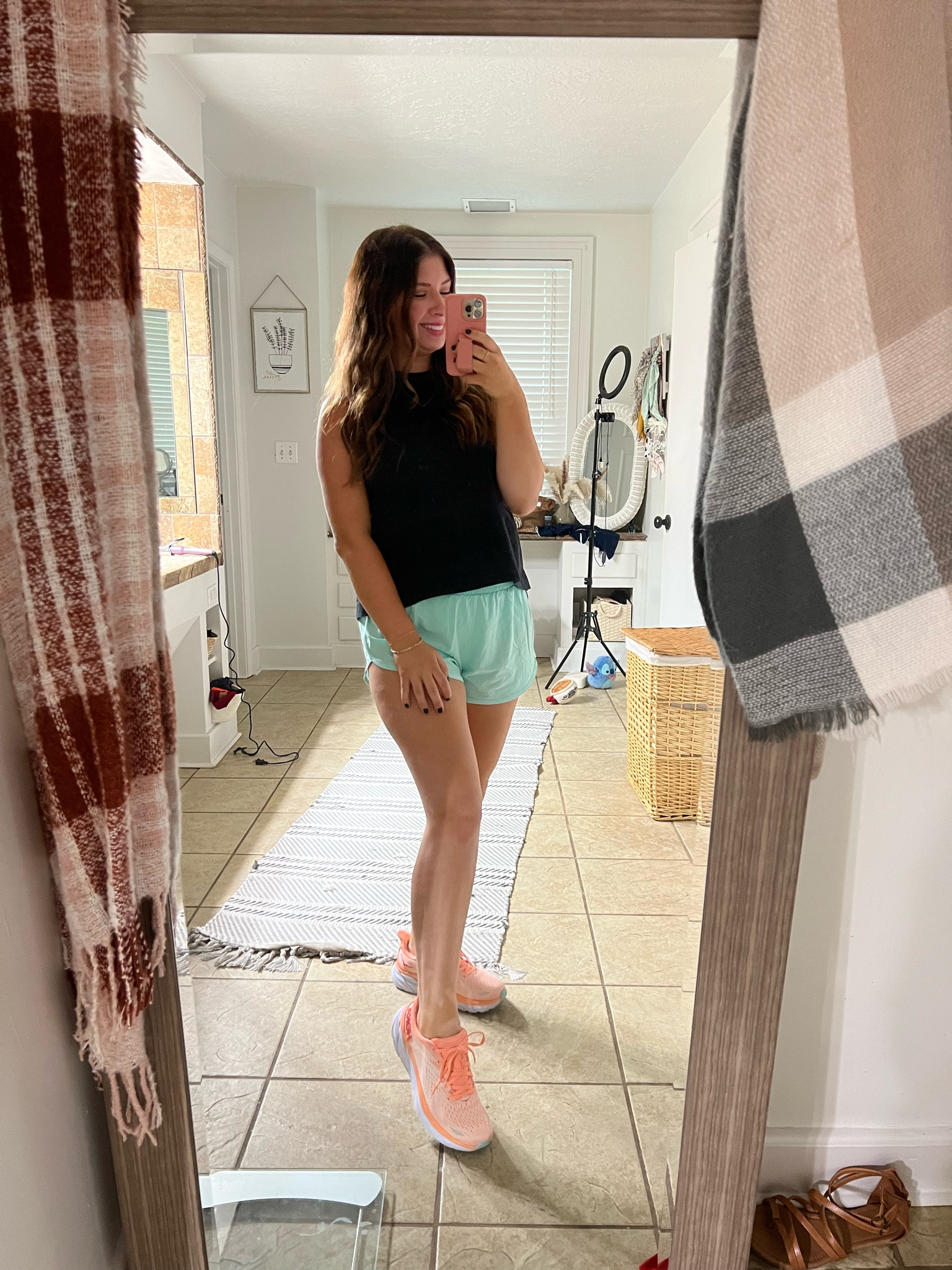 Today work wear 💓🫶

#LTKstyletip #LTKshoecrush #LTKFitness
