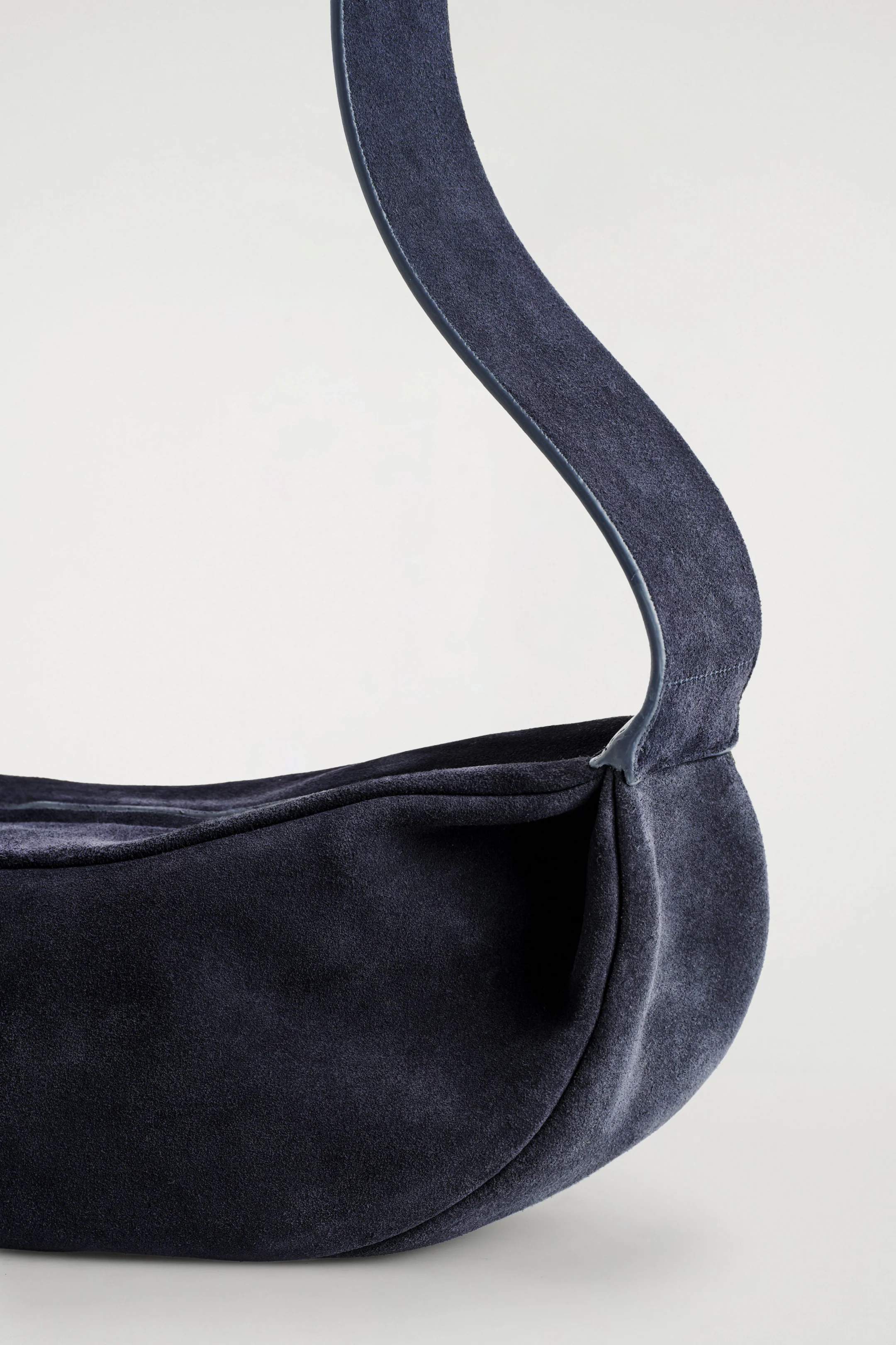 SWING CROSSBODY - SUEDE - NAVY BLUE | COS US | COS (US)