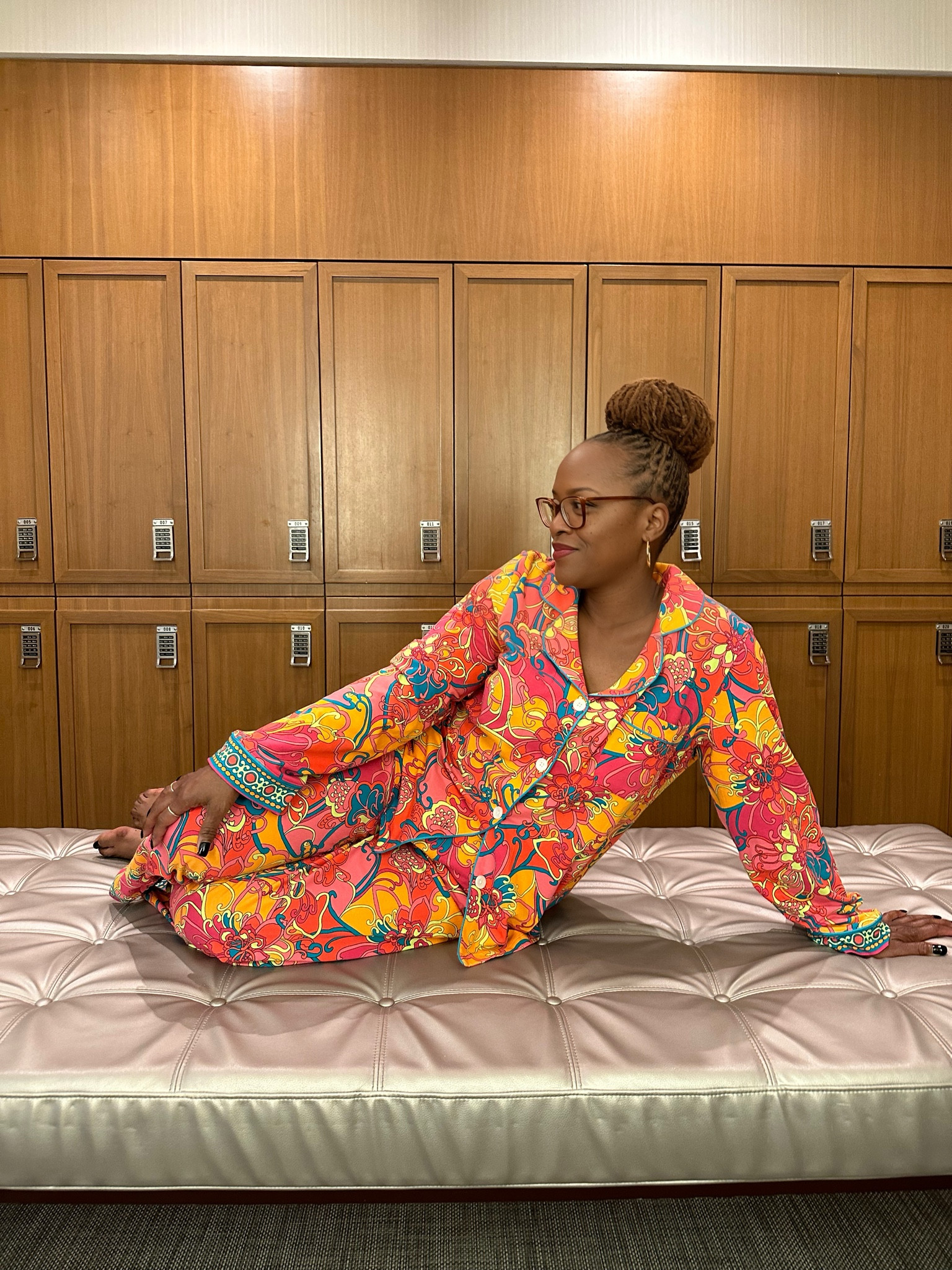 Chic and comfy for spa day or a relaxing day at home 

#LTKmidsize #LTKhome #LTKstyletip