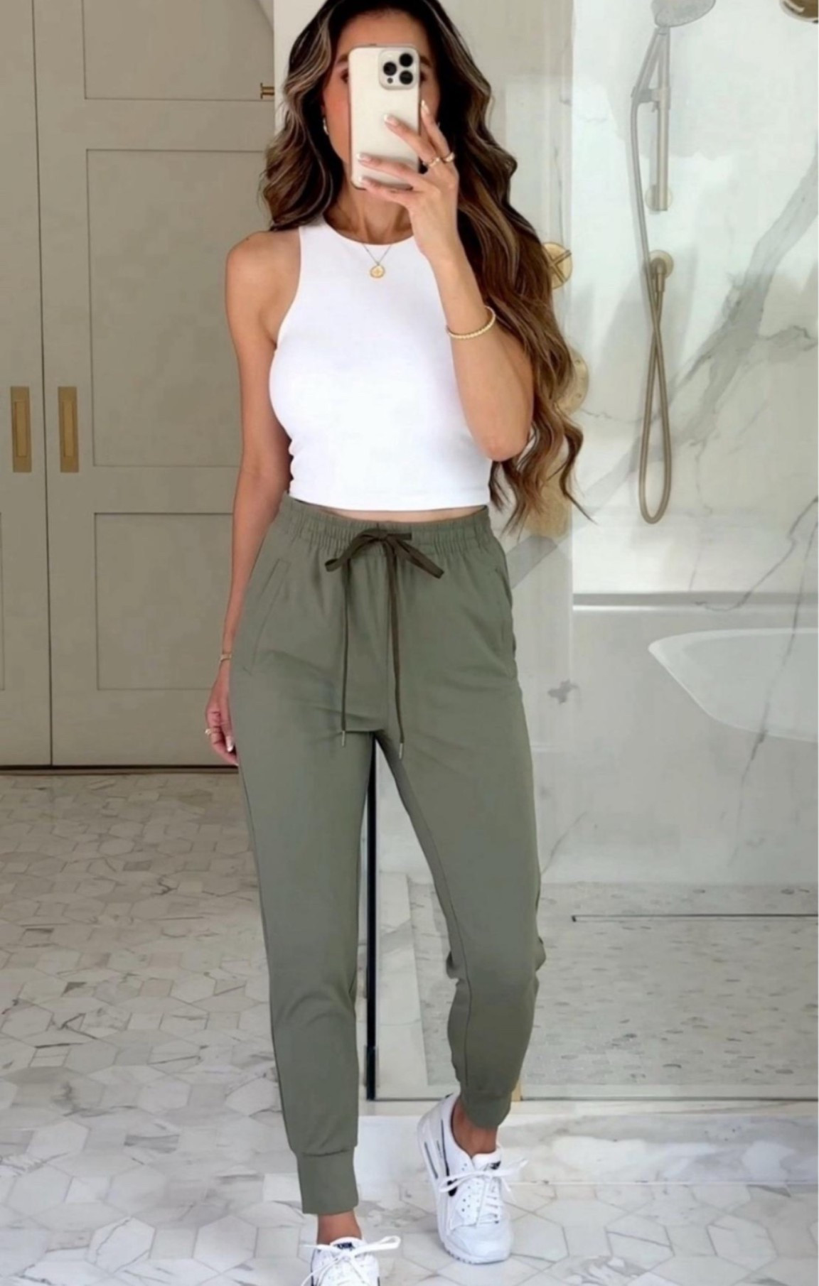 Scroll to shop!! Follow for more!! Xo! ✨

#LTKdayinmylife #LTKootd #LTKgrwm