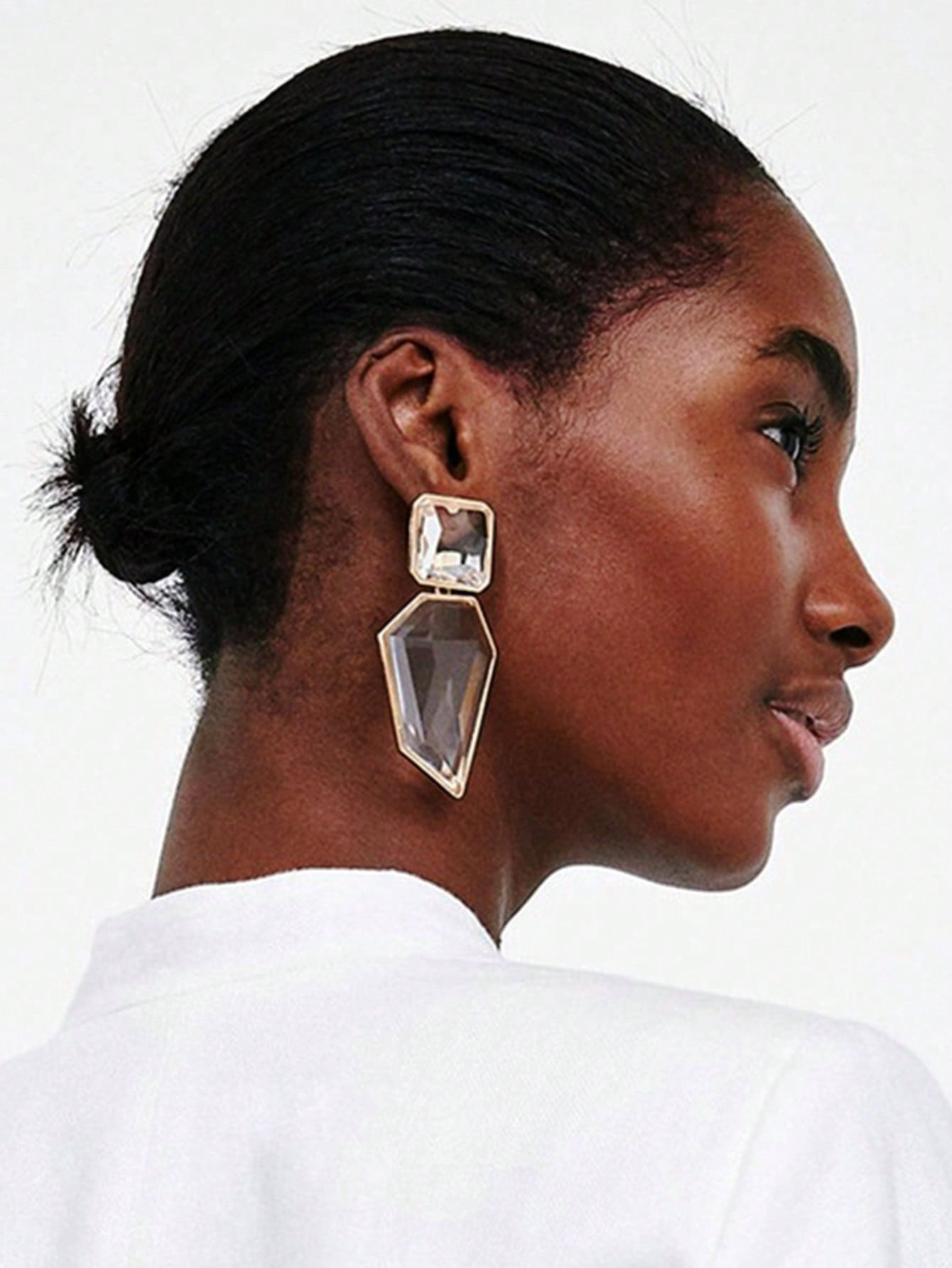 1pair Exaggerated Fashionable Geometric Asymmetrical Resin & Acrylic Gold Edge Dangle Earrings, P... | SHEIN