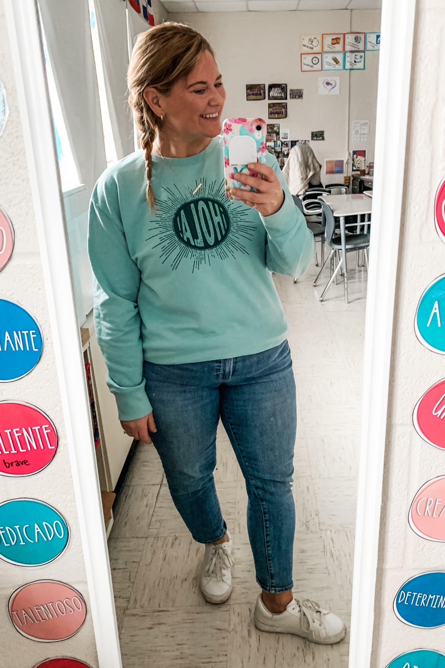 Comfy teacher outfit!  Sweatshirt is old from Target but I’ll link whatever I can find that’s similar.

And these are the best sneakers from Target!

#LTKmidsize #LTKfindsunder50 #LTKxTarget