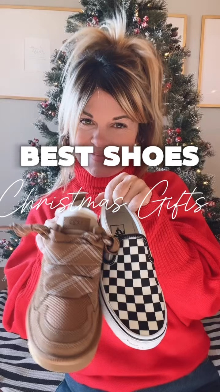 Best shoes for gift ideas! Gifts for her you can’t go wrong! Trending shoes in 2024
Uggs
Vans
Clogs
Slip ons
On clouds 


#LTKCyberWeek #LTKGiftGuide #LTKHoliday
