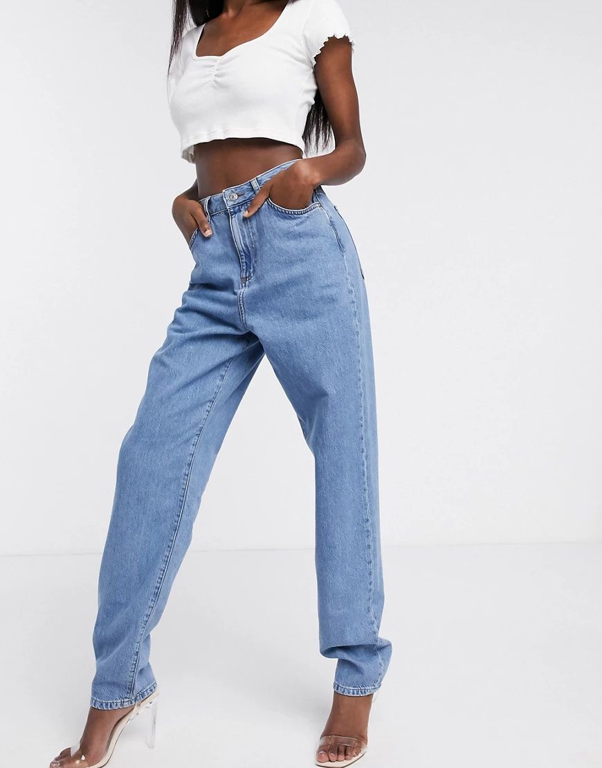 ASOS DESIGN lightweight 'slouchy' mom jeans in midwash-Blue | ASOS (Global)