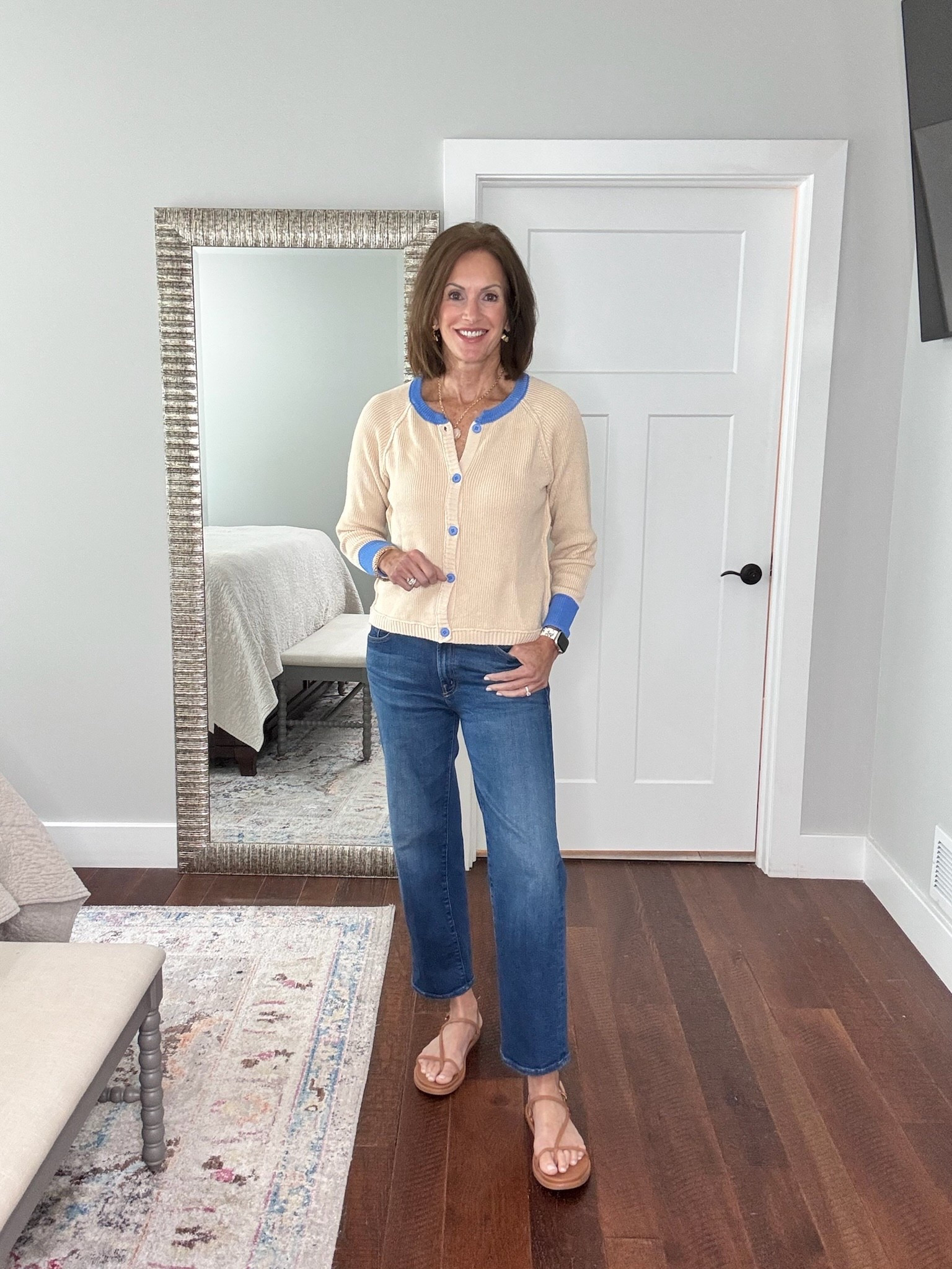 Love this look for fall! 

Cardigan - Medium
Blue denim - 29

trendy outfit, chic fall style, stylish casual look, comfy fall fashion, wardrobe essentials



#LTKOver40 #LTKTall #LTKSeasonal