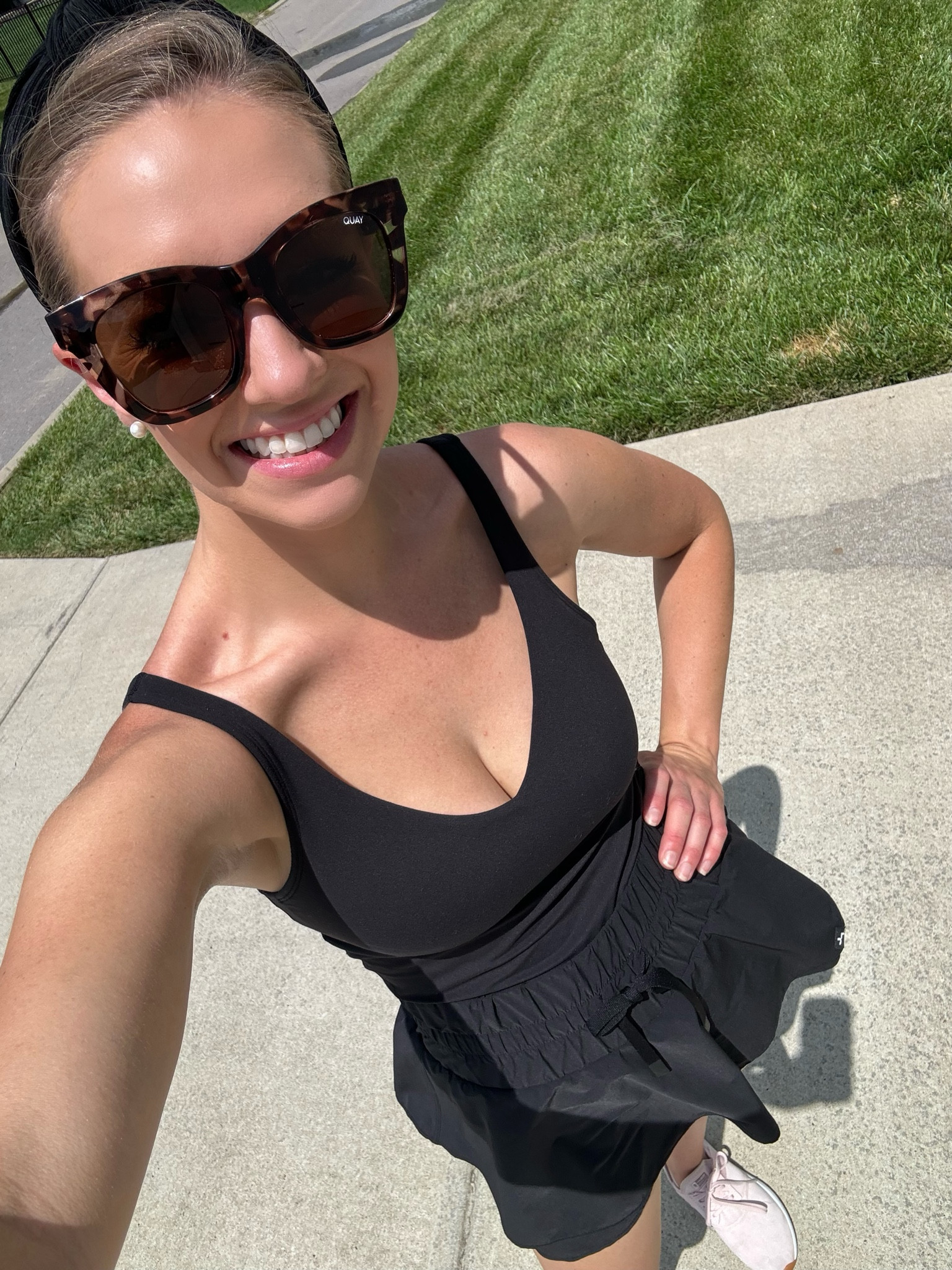 Todays walk & errand #ootd 

#LTKFindsUnder50 #LTKActive #LTKFitness