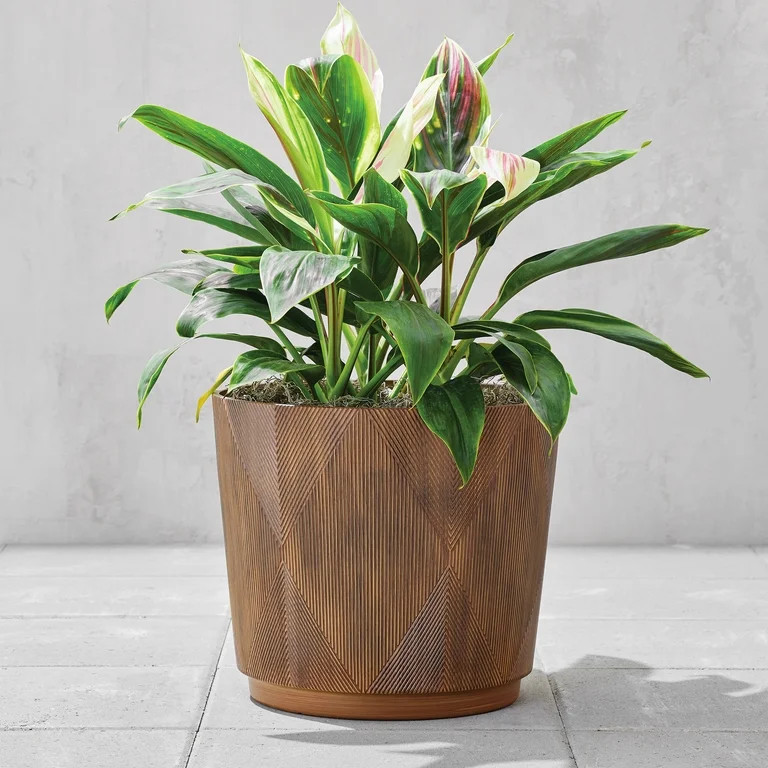 Better Homes & Gardens Hudson Brown Resin Planter, 15.7in x 15.7in x 13.8in | Walmart (US)