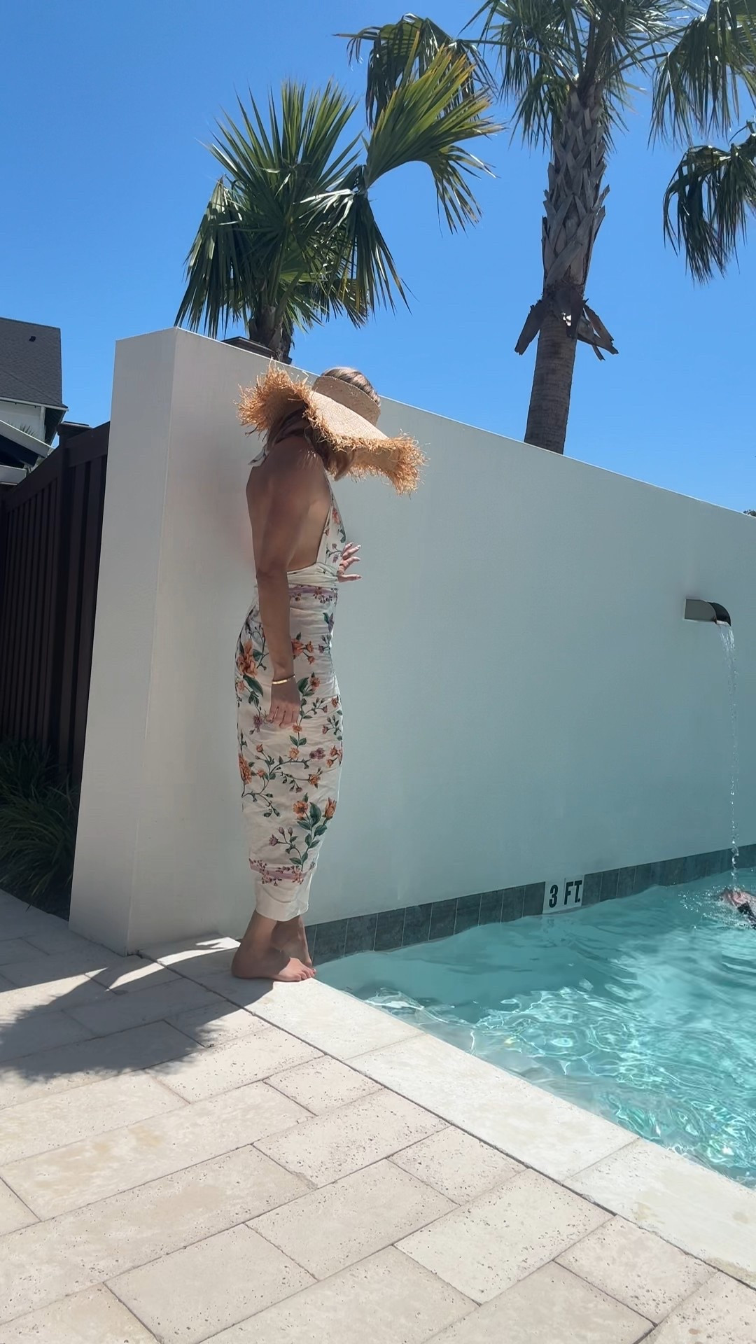  Wearing a small 

#LTKTravel #LTKSwim #LTKWatchNow