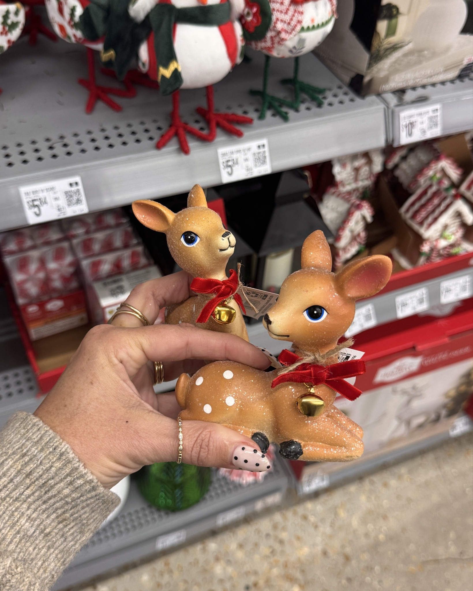 Cutest $5 vintage deer at Walmart!!!

#LTKHoliday #LTKSeasonal