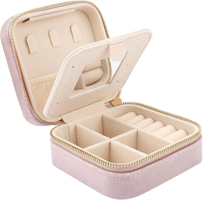 DesignSter Travel Jewelry Box - Velvet Mini Jewelry Organizer, Small Jewelry Case for Girls Women... | Amazon (US)