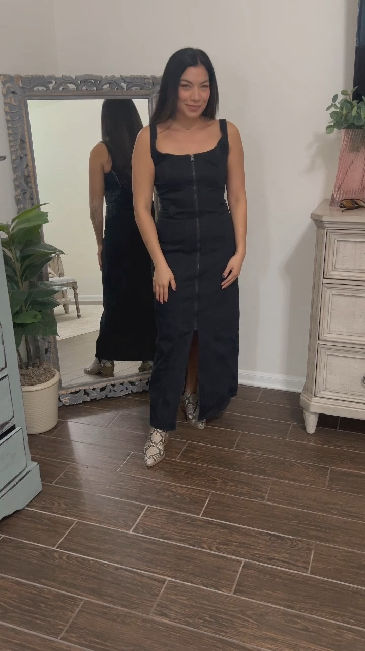 The prettiest denim dress for Fall!! 🖤 #falldress #fallfashion #targetstyle