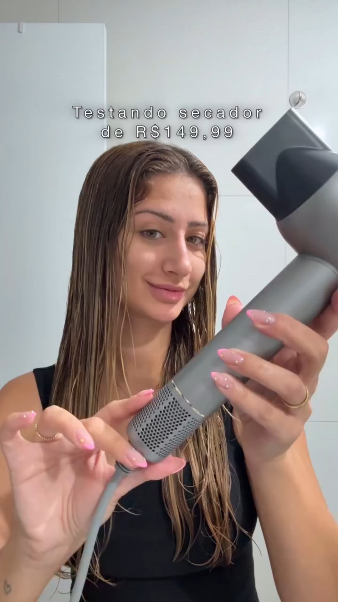 E aí, usarias ? 
Tem tudo que usei e uso no link da minha bio na aba 📲 Minhas indicações ✨
.
.
.
.
#escovadecabelo #escovadecabelo #escova #secadordecabelo #secador #escovasecadora