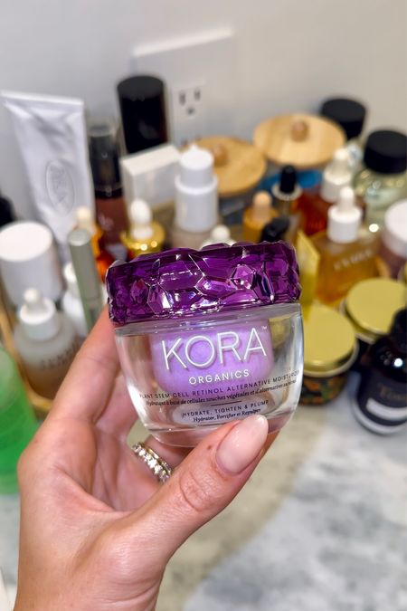 I’ve been trying out this Plant Stem Cell Retinol Alternative Moisturizer from KORA  and really enjoying the product! It’s provides a boost of antioxidants and moisture-locking actives to gently target aging. All of KORA’s products are nontoxic 🙌🏻

#LTKfindsunder100 #LTKbeauty
