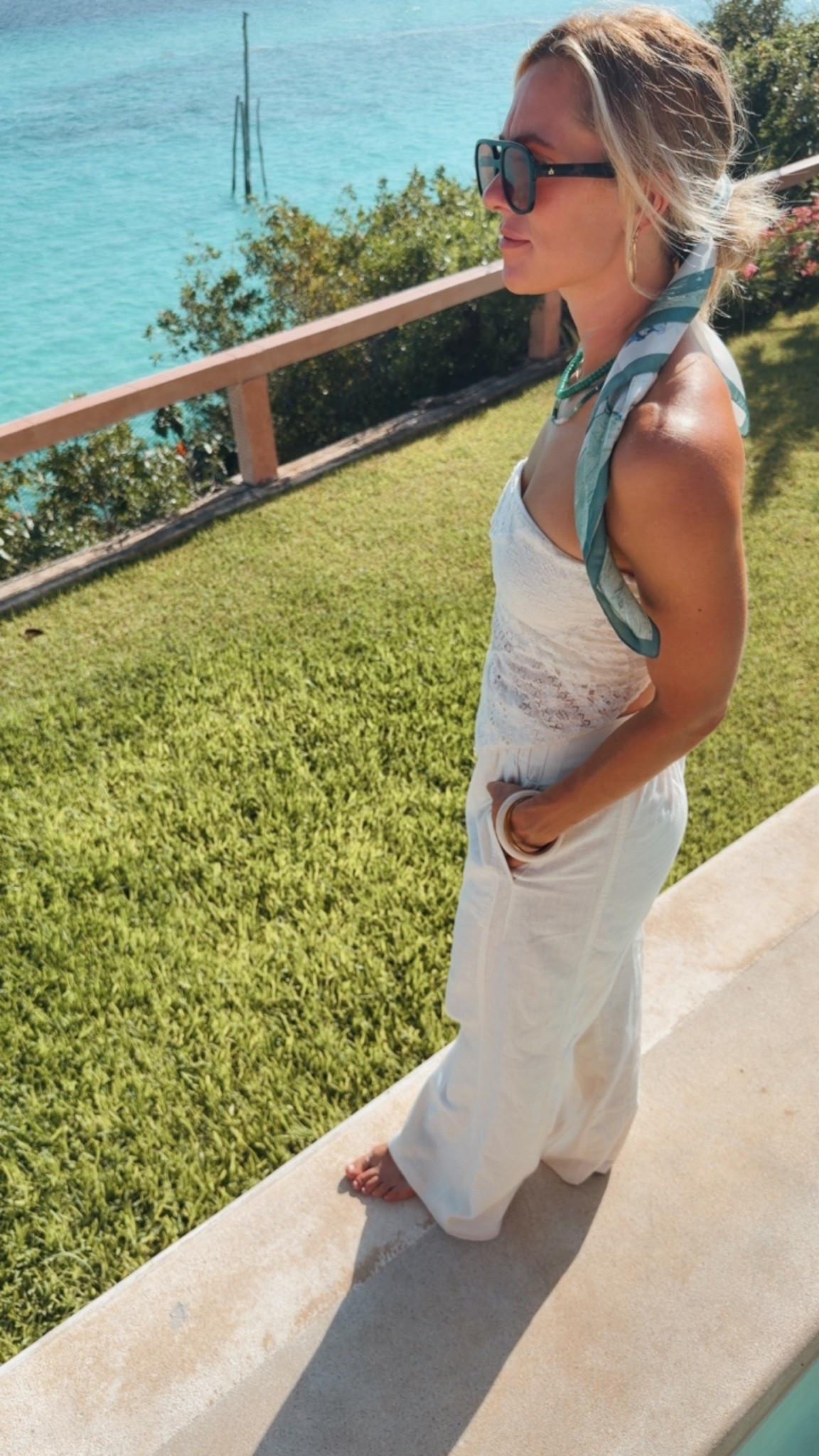 Free people bandana top small
Linen pants XS great to wear as a swimsuit coverup

#LTKootd #LTKTravel #LTKSwim
