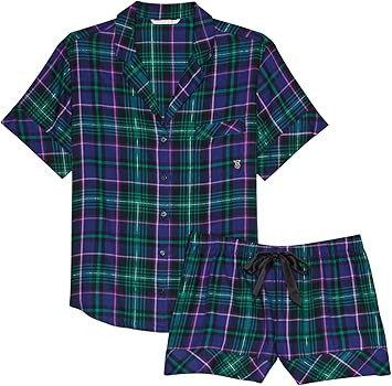 Victoria’s Secret Flannel Holiday Set | Amazon (US)