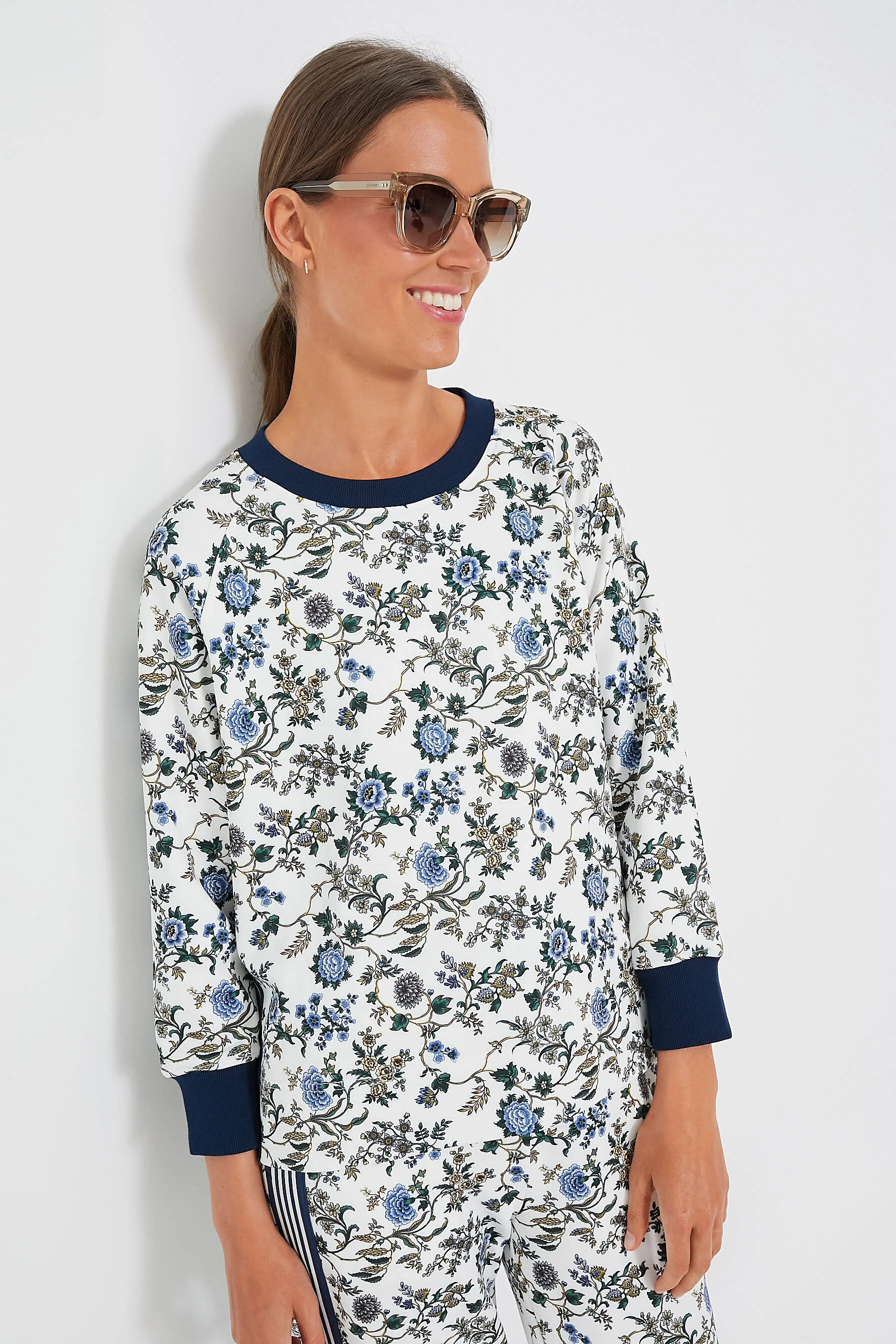 White Wildflower Maggie Pullover | Tuckernuck (US)